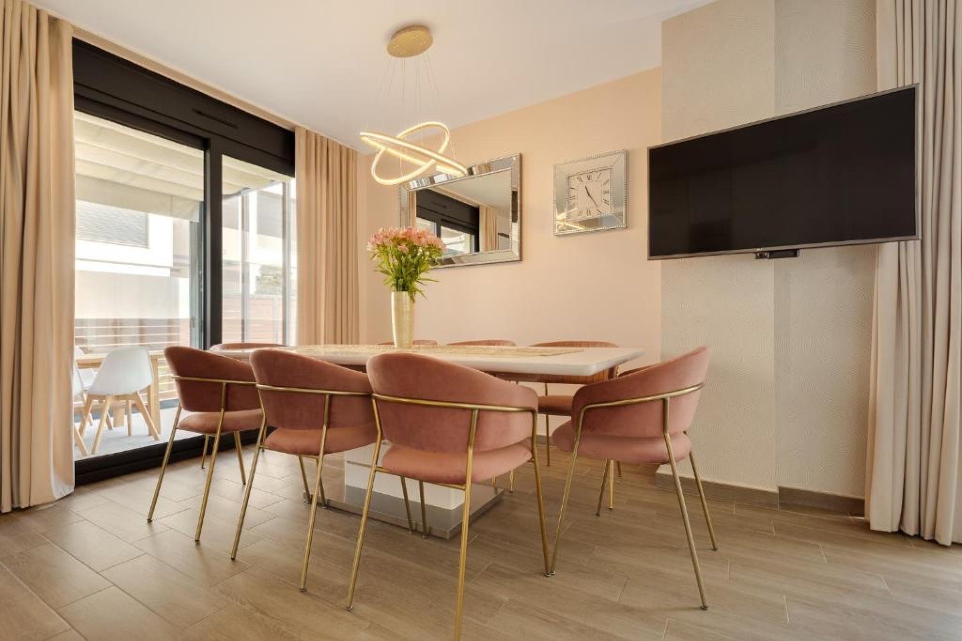 Reventa - Villa -
Torrevieja - Aguas Nuevas