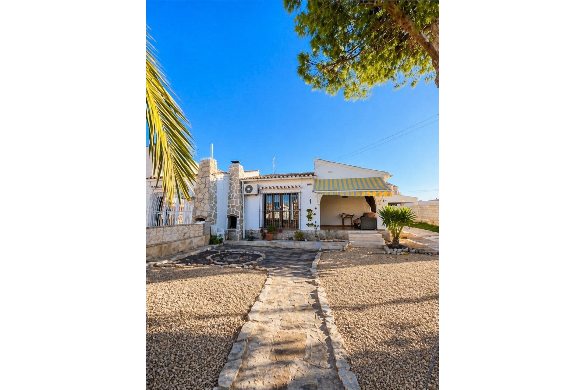 Reventa - Villa -
Torrevieja - Aguas Nuevas