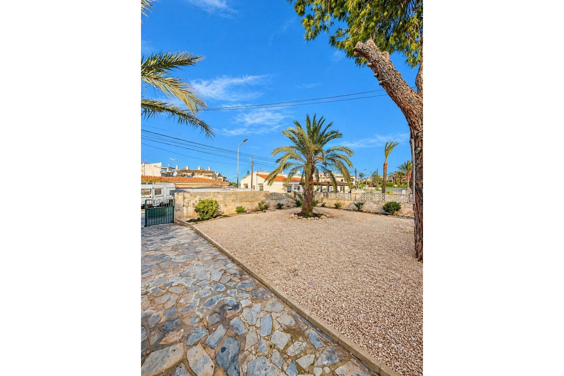 Reventa - Villa -
Torrevieja - Aguas Nuevas