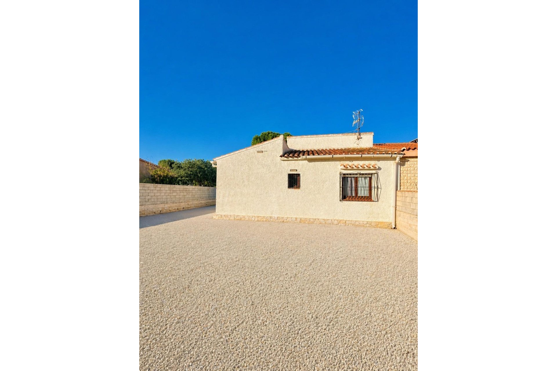 Reventa - Villa -
Torrevieja - Aguas Nuevas