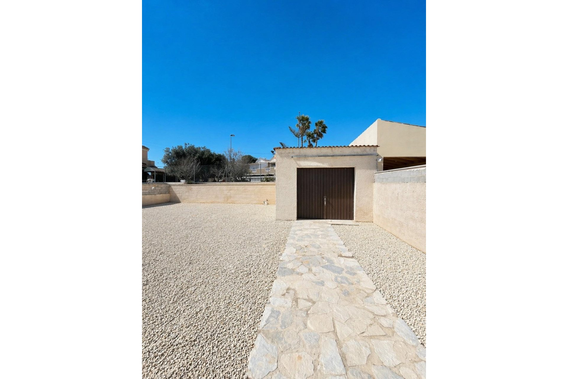 Reventa - Villa -
Torrevieja - Aguas Nuevas