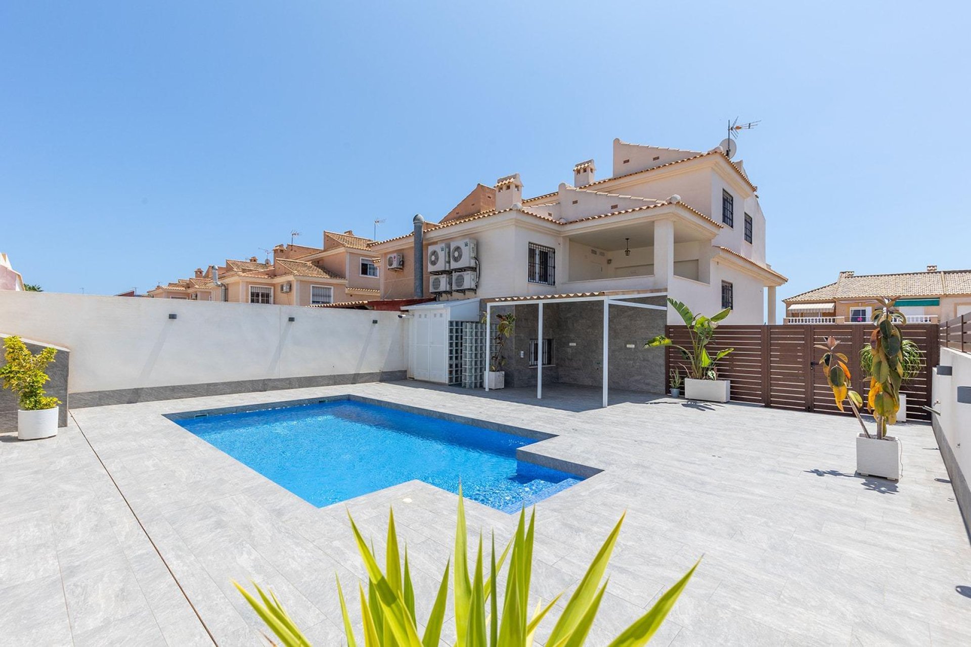 Reventa - Villa -
Torrevieja - Aguas Nuevas
