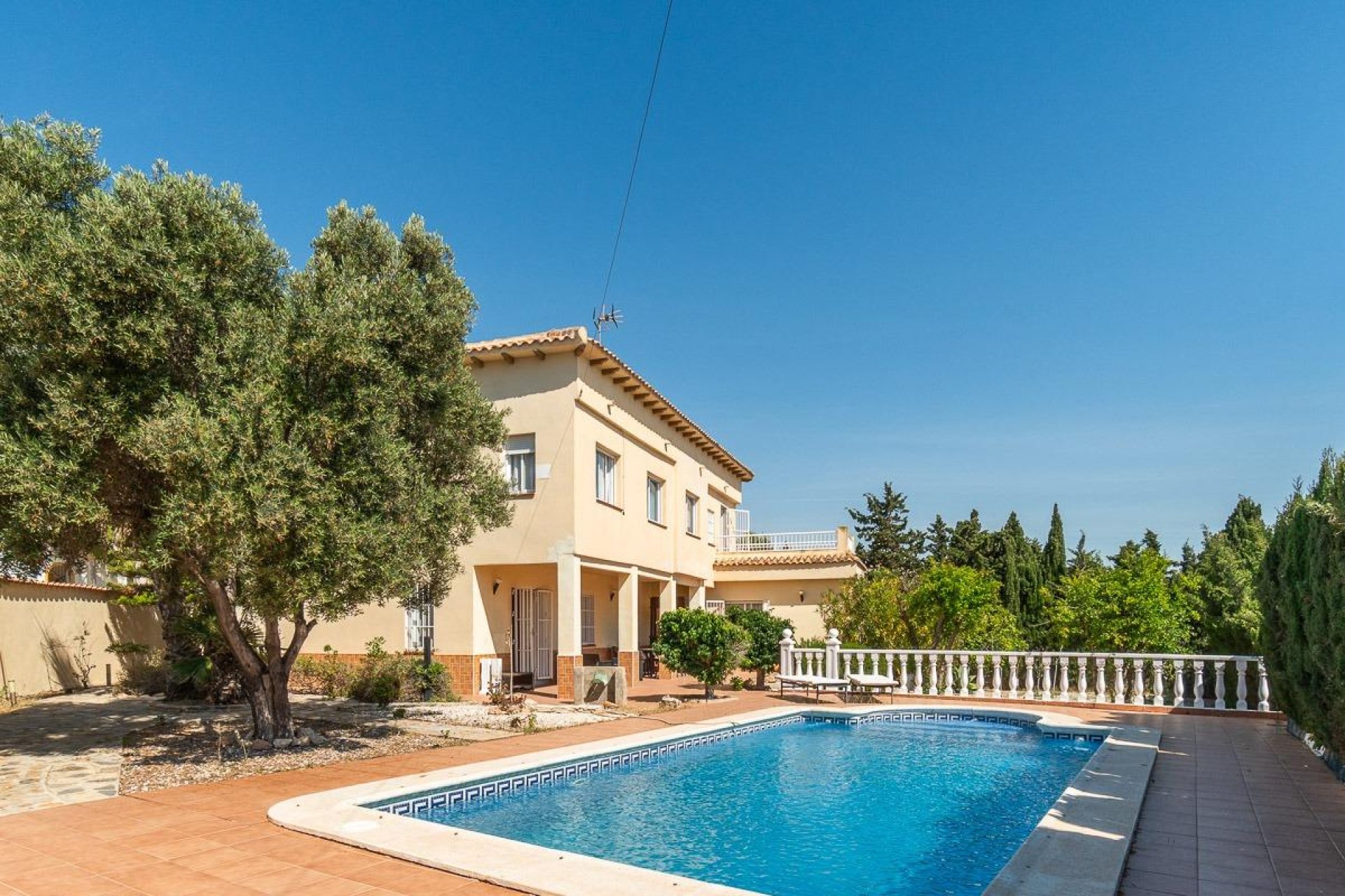 Reventa - Villa -
Torrevieja - Cala de cabo cervera