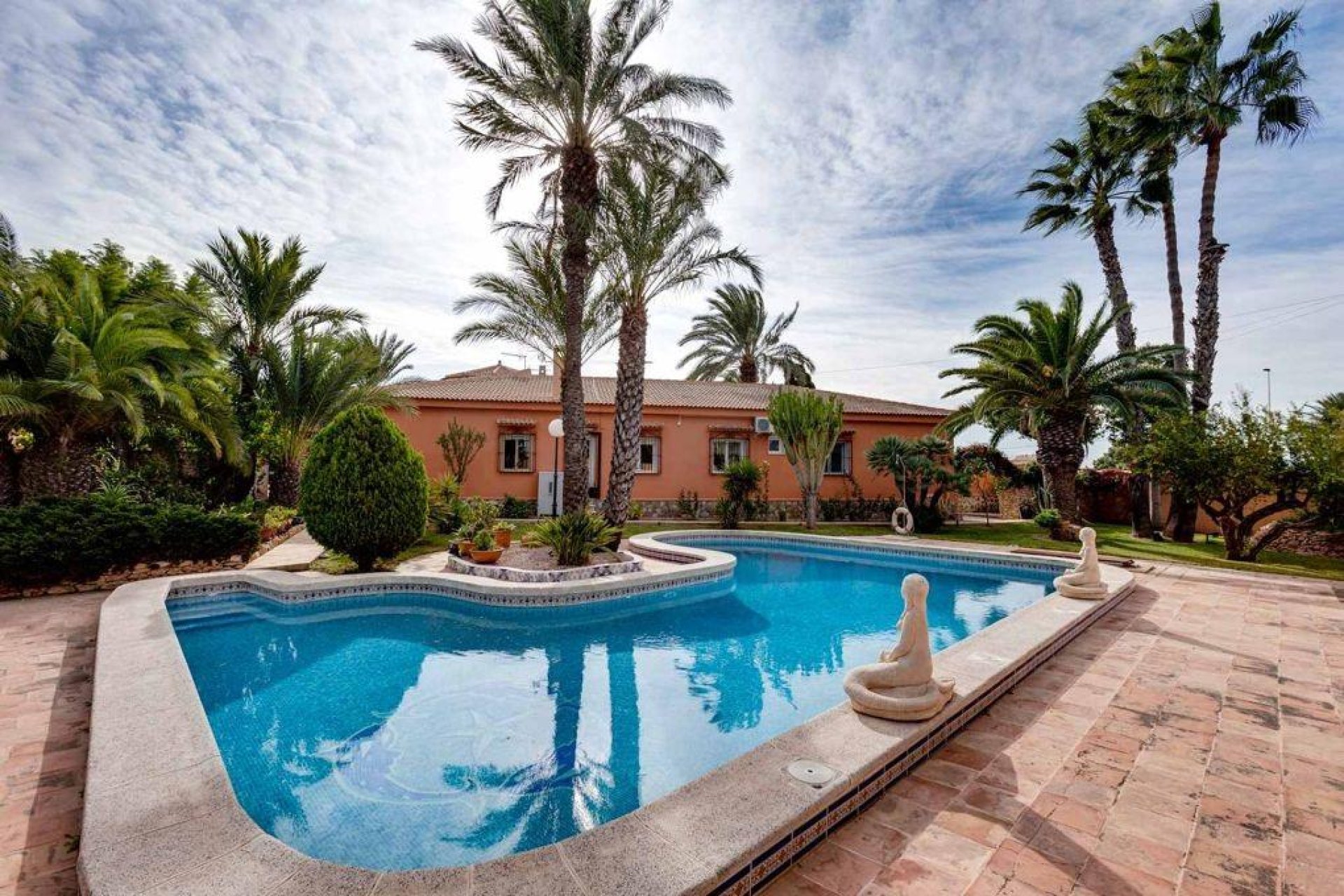 Reventa - Villa -
Torrevieja - El Chaparral