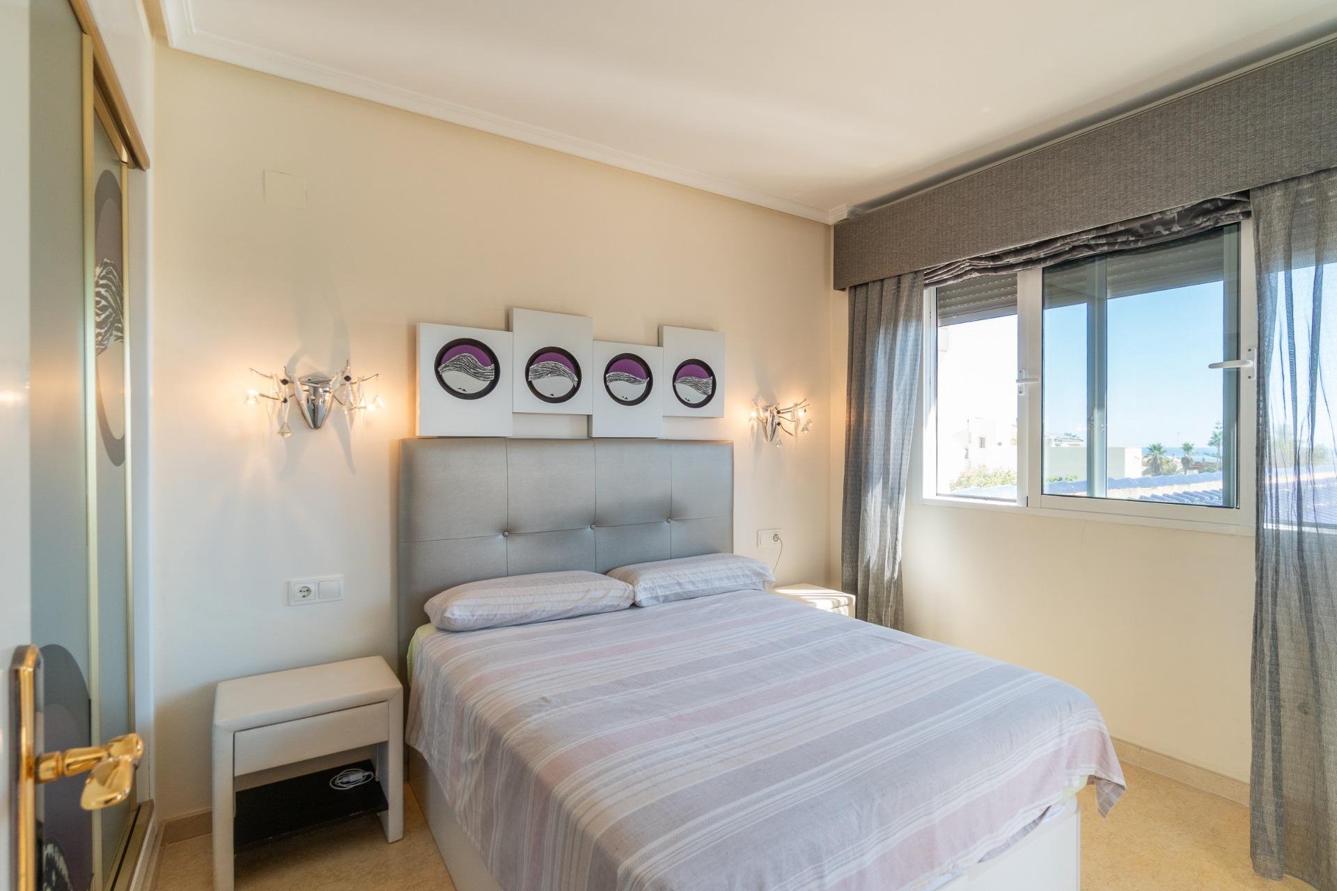 Reventa - Villa -
Torrevieja - La Mata