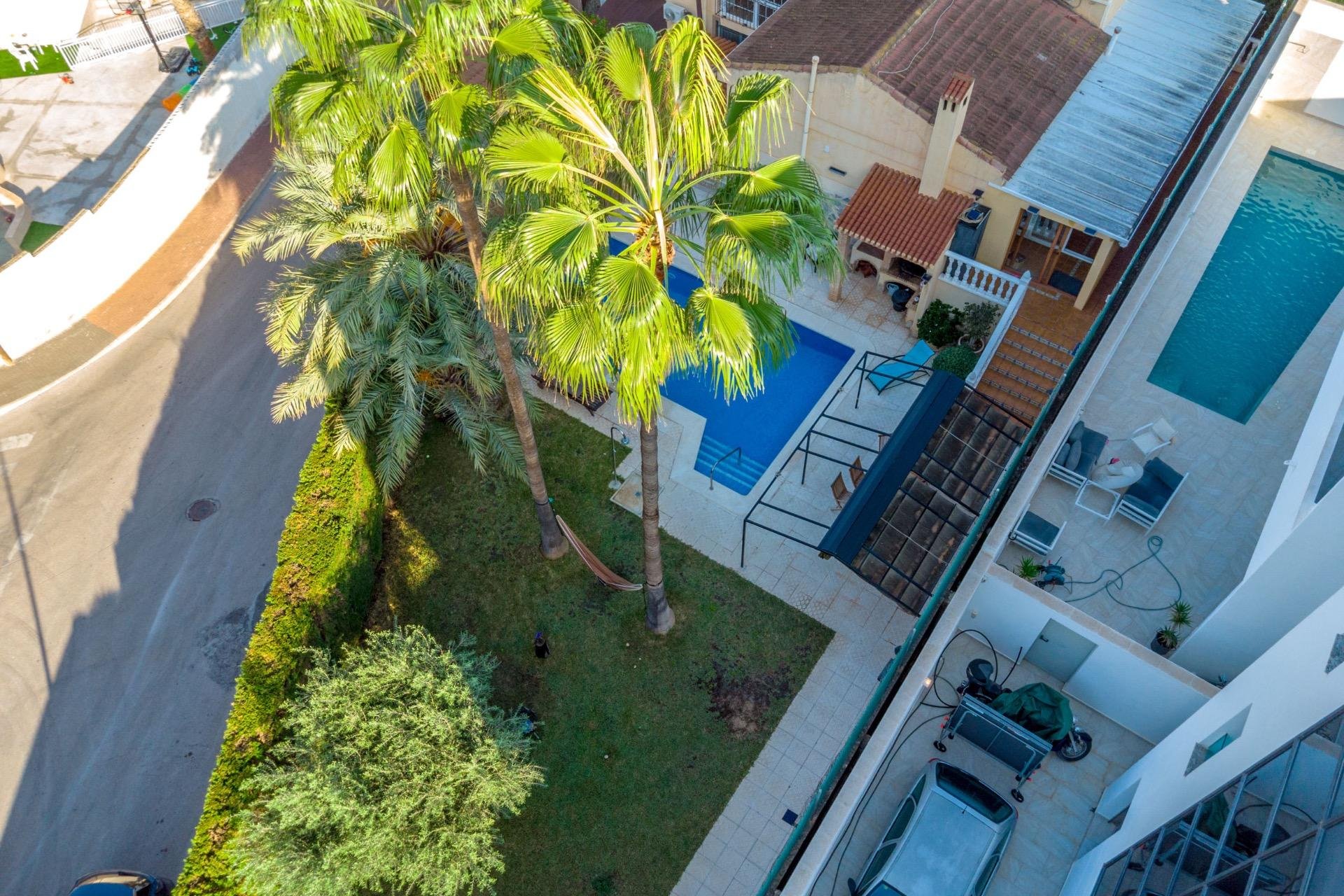 Reventa - Villa -
Torrevieja - Los Balcones