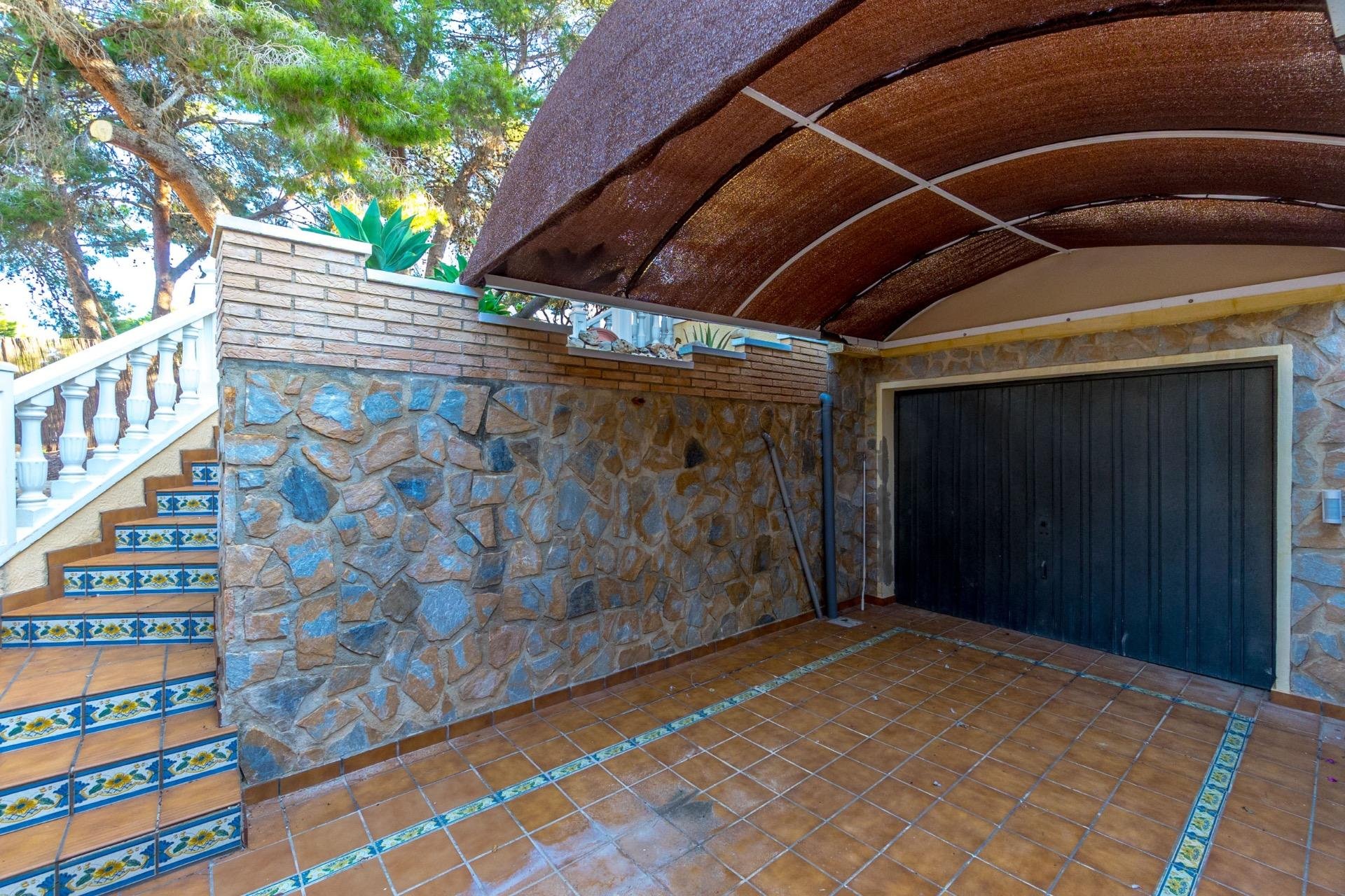 Reventa - Villa -
Torrevieja - Los Balcones