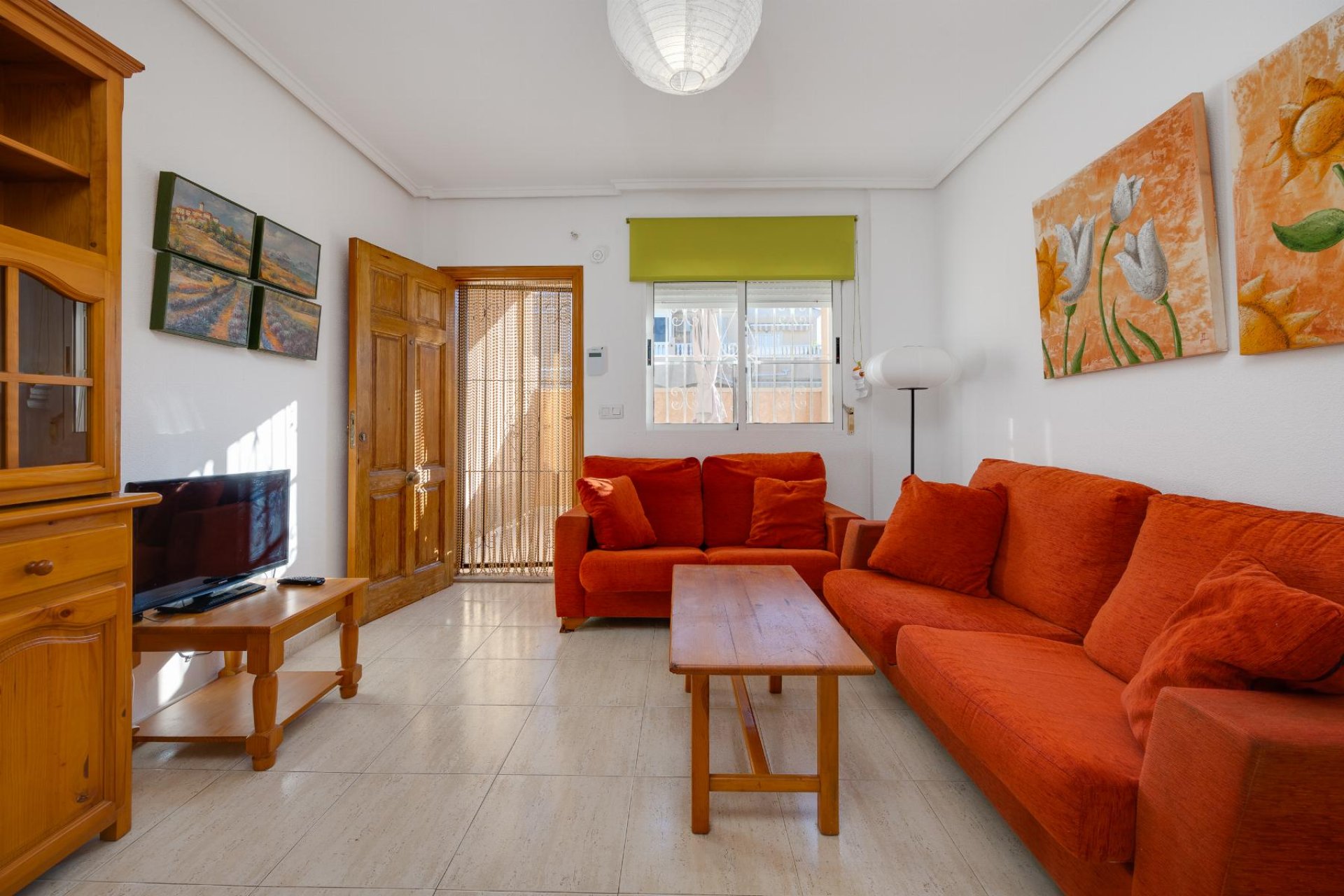 Reventa - Villa -
Torrevieja - Pueblo - Centro