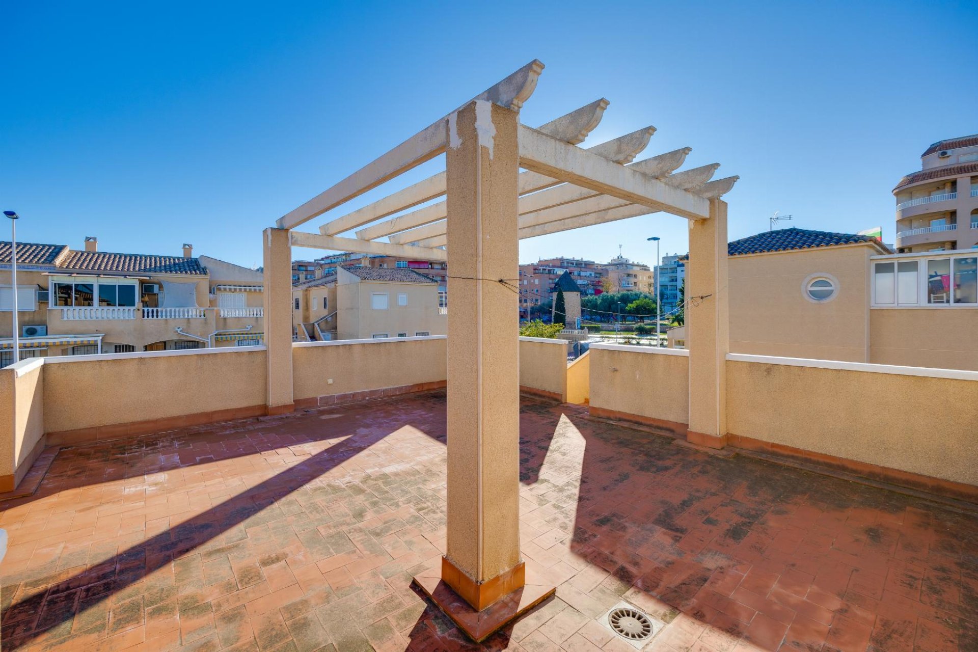 Reventa - Villa -
Torrevieja - Pueblo - Centro