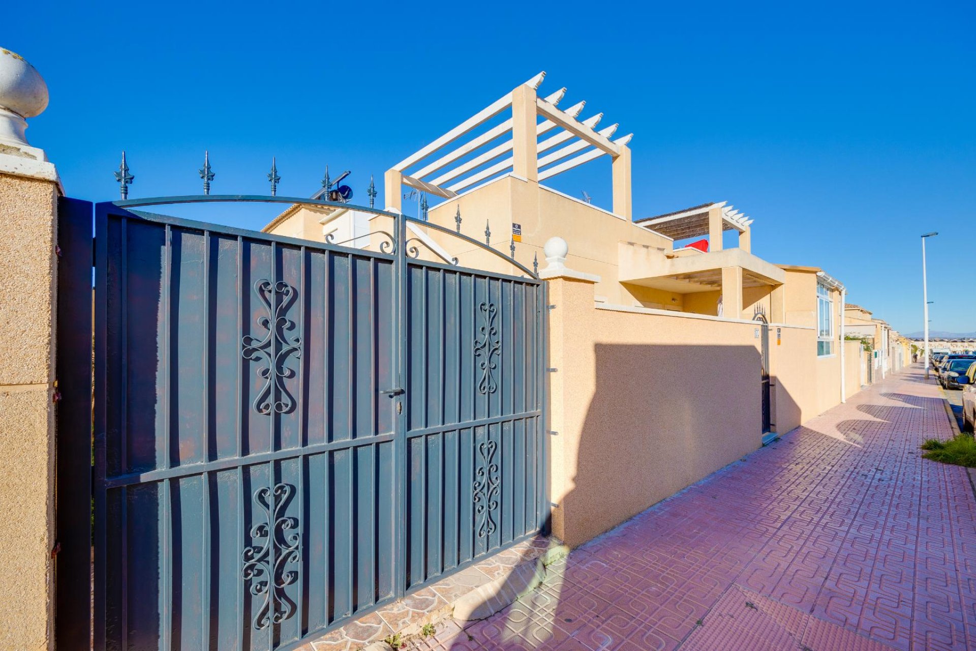 Reventa - Villa -
Torrevieja - Pueblo - Centro