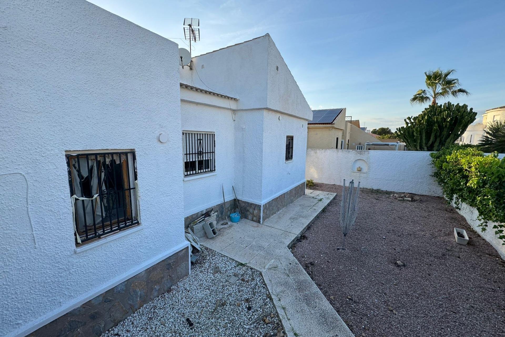 Reventa - Villa -
Torrevieja - San Luis - Chaparal