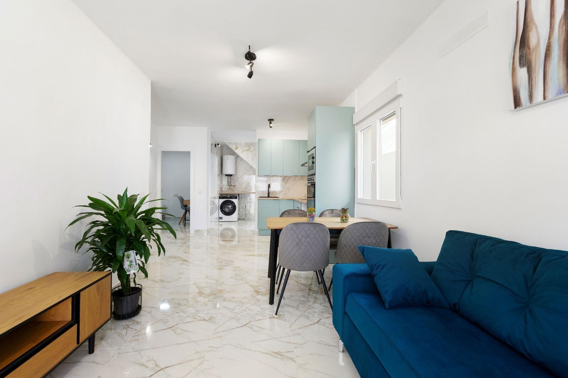 Reventa - Villa -
Torrevieja - San Luis - Chaparal