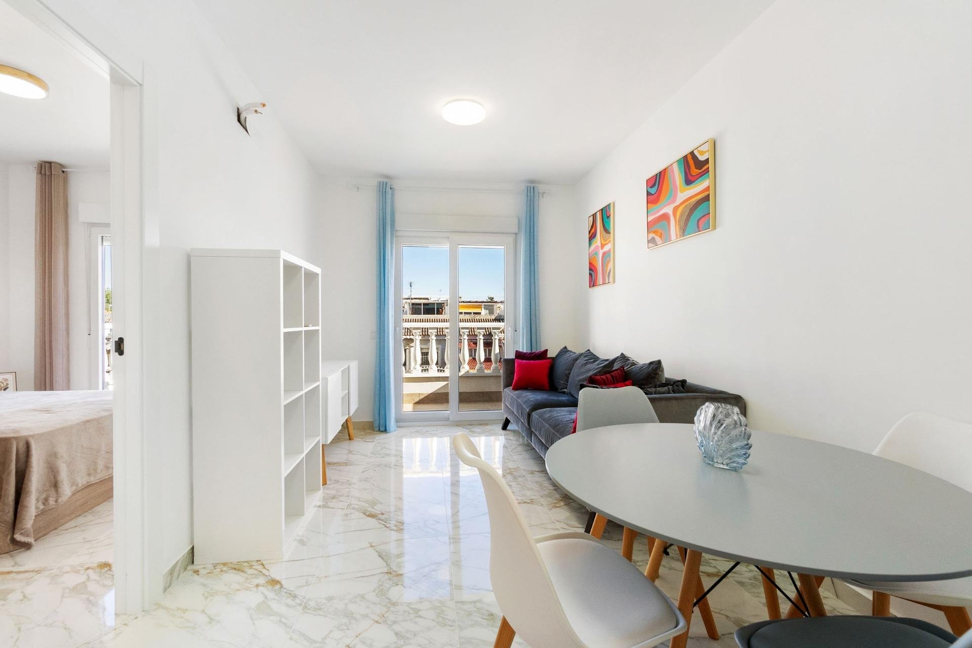 Reventa - Villa -
Torrevieja - San Luis - Chaparal