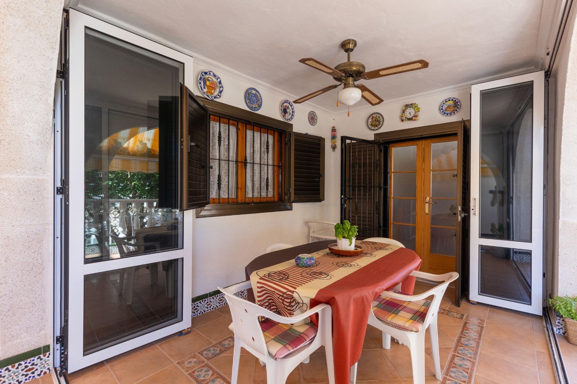 Reventa - Villa -
Torrevieja - Torreblanca