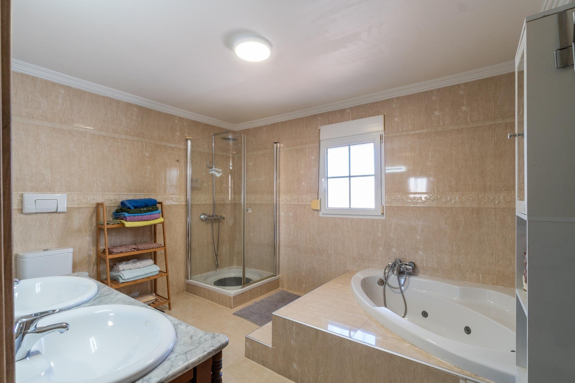Reventa - Villa -
Torrevieja - Torreta florida