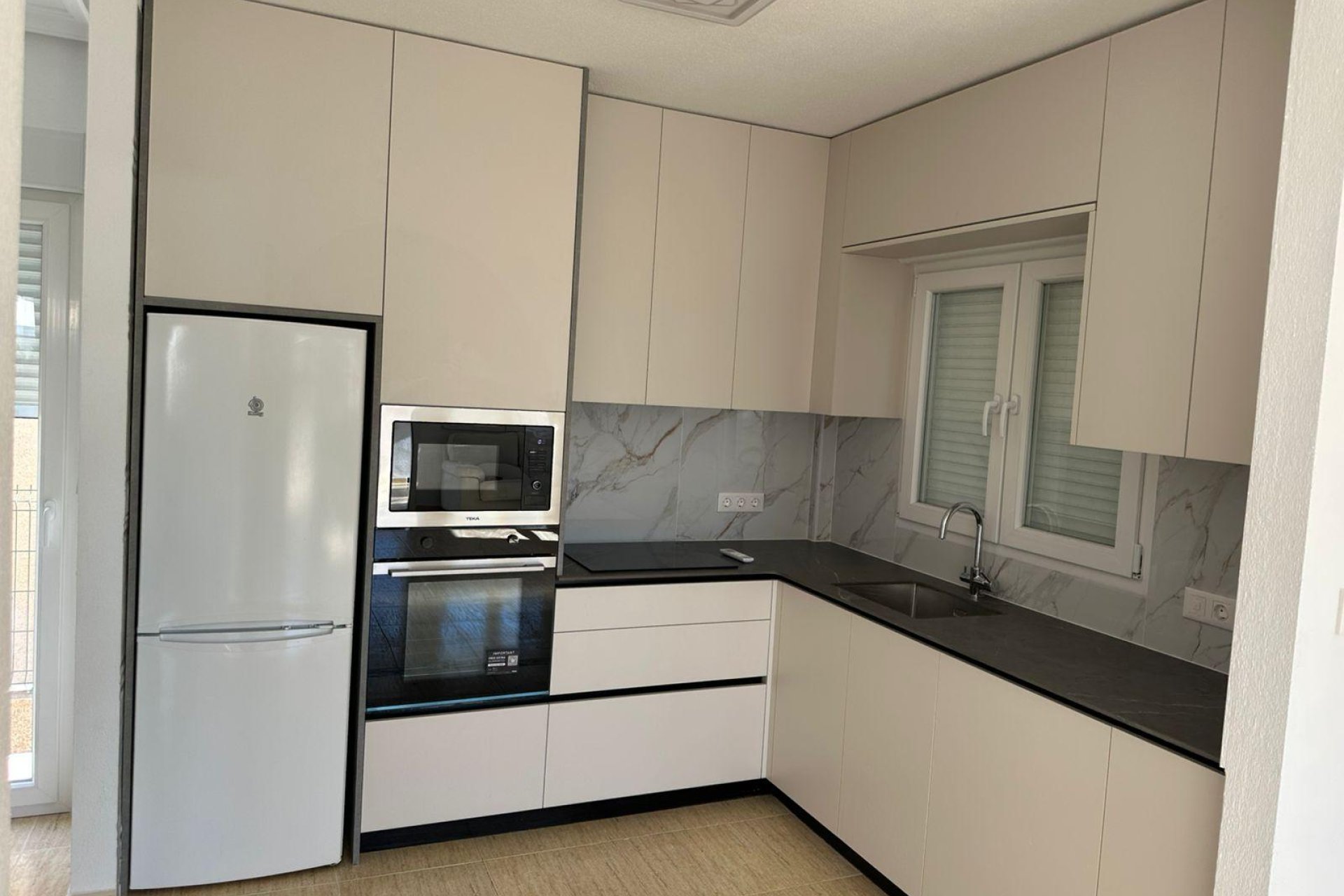 Reventa - Villa -
Torrevieja - VILLAMARTIN