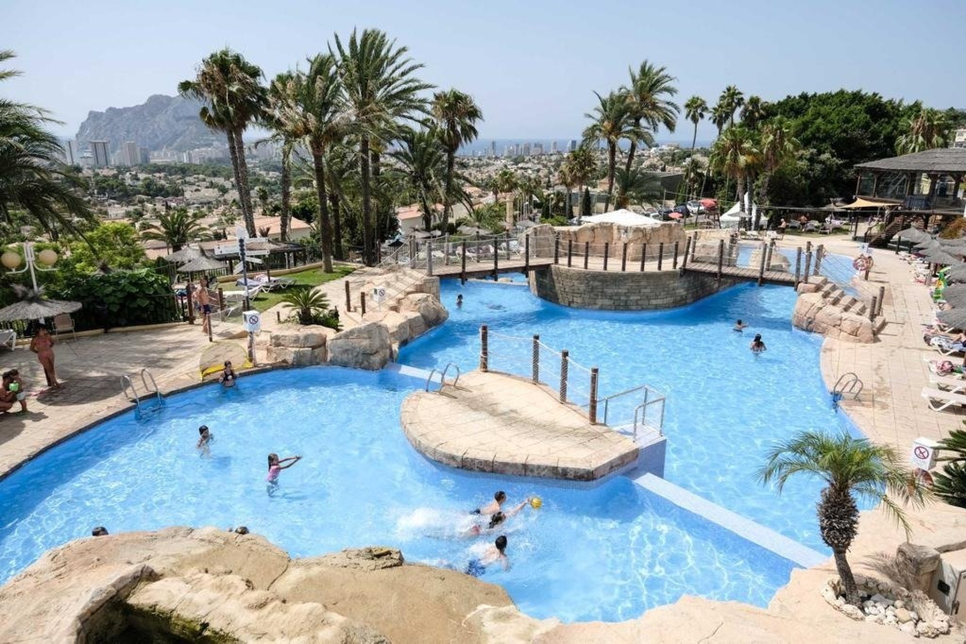 Rynek pierwotny - Bungalowy -
Calpe - Gran Sol