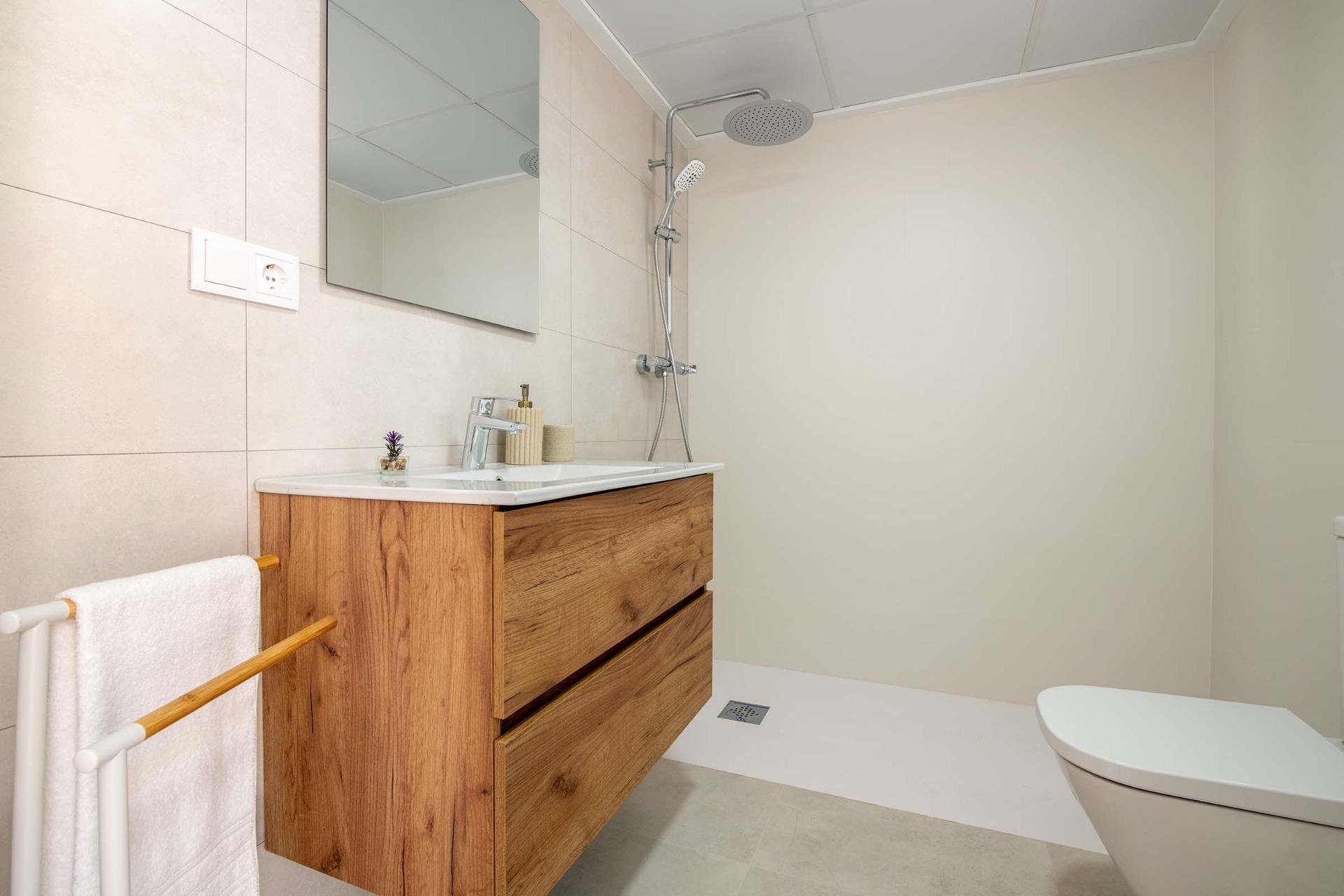 Rynek pierwotny - Bungalowy -
Cox - San Fernando