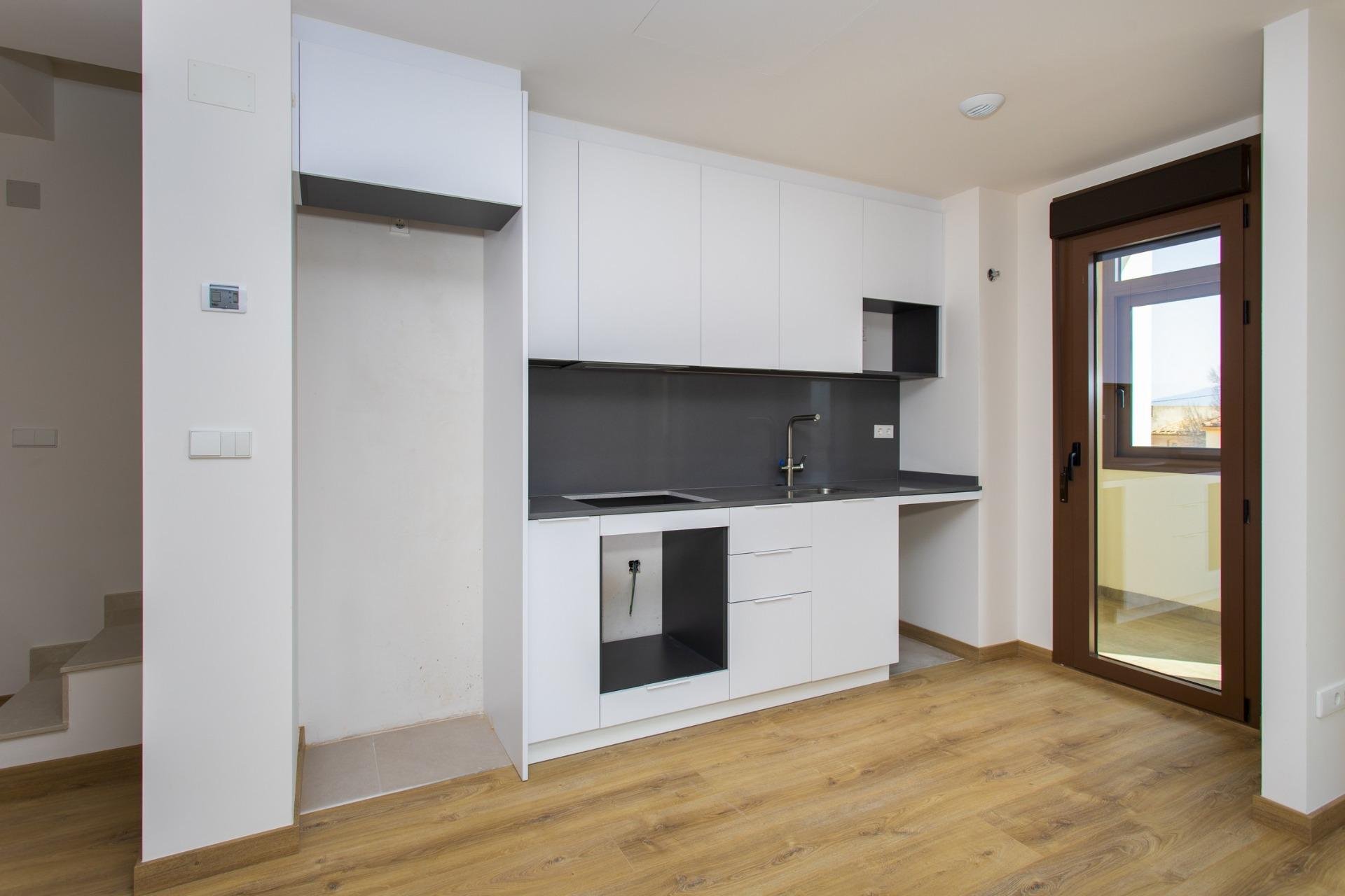 Rynek pierwotny - Bungalowy -
Hondón de las Nieves - El Salero