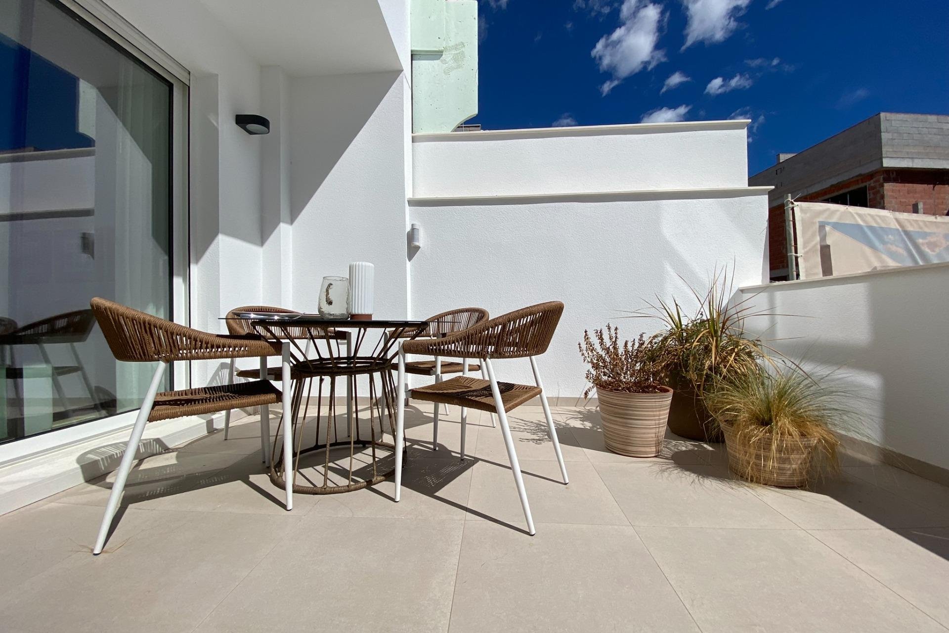 Rynek pierwotny - Bungalowy -
Pilar de la Horadada - pueblo