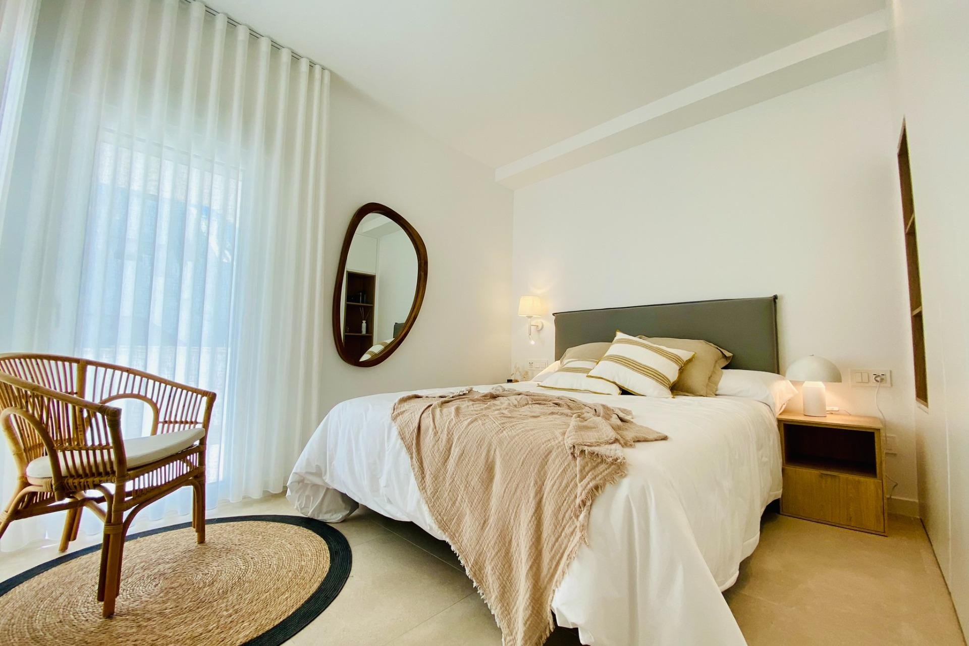 Rynek pierwotny - Bungalowy -
Pilar de la Horadada - pueblo