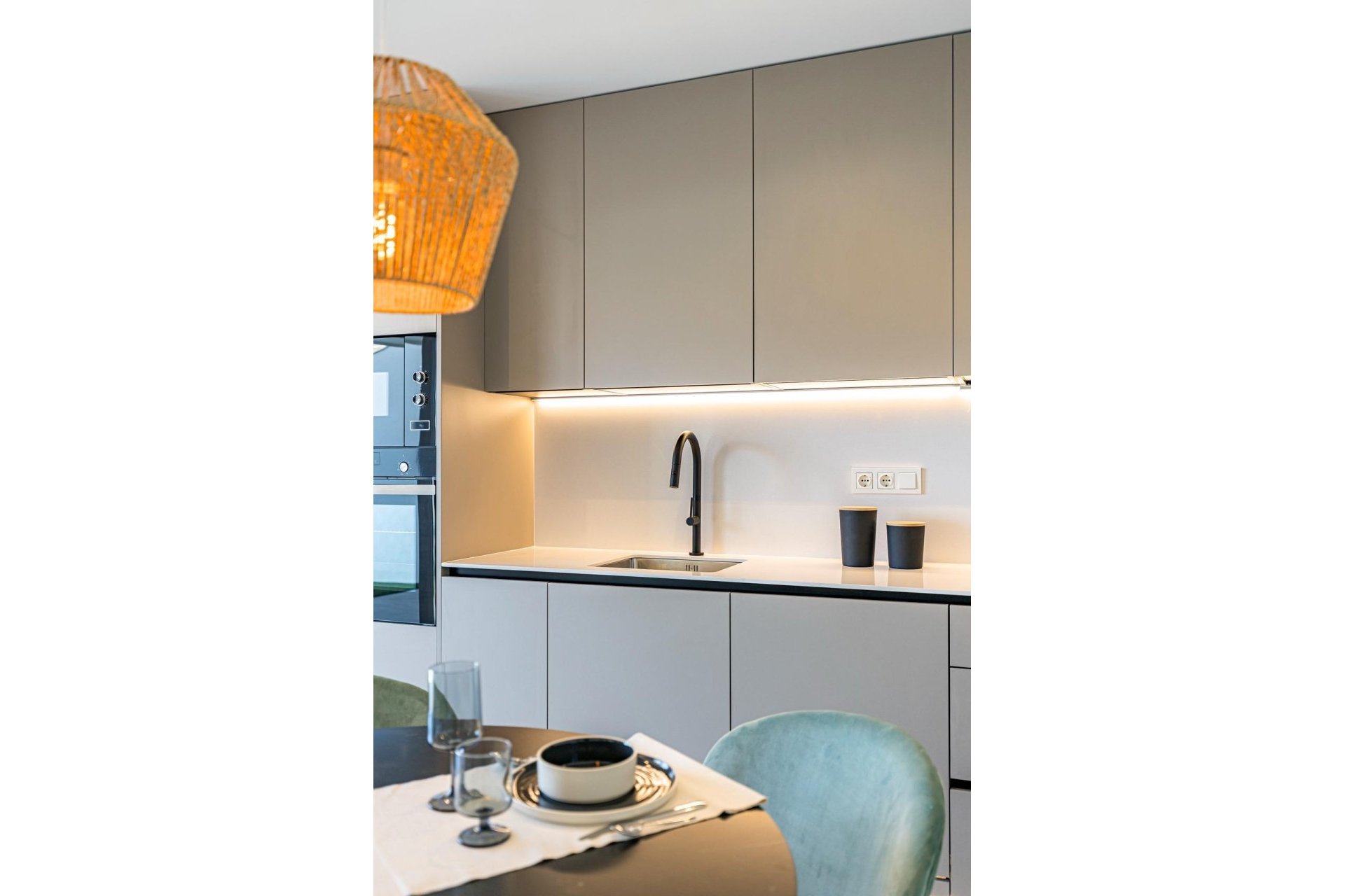 Rynek pierwotny - Bungalowy -
Pilar de la Horadada - pueblo