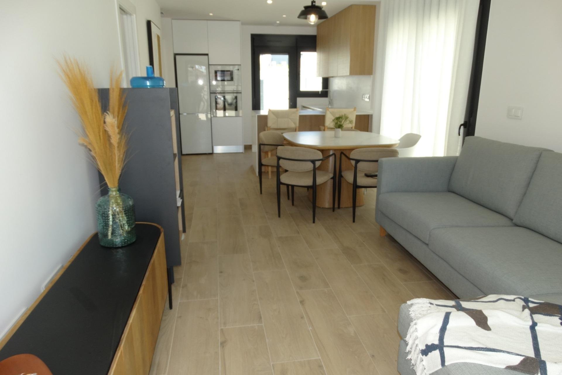 Rynek pierwotny - Bungalowy -
Pilar de la Horadada - pueblo