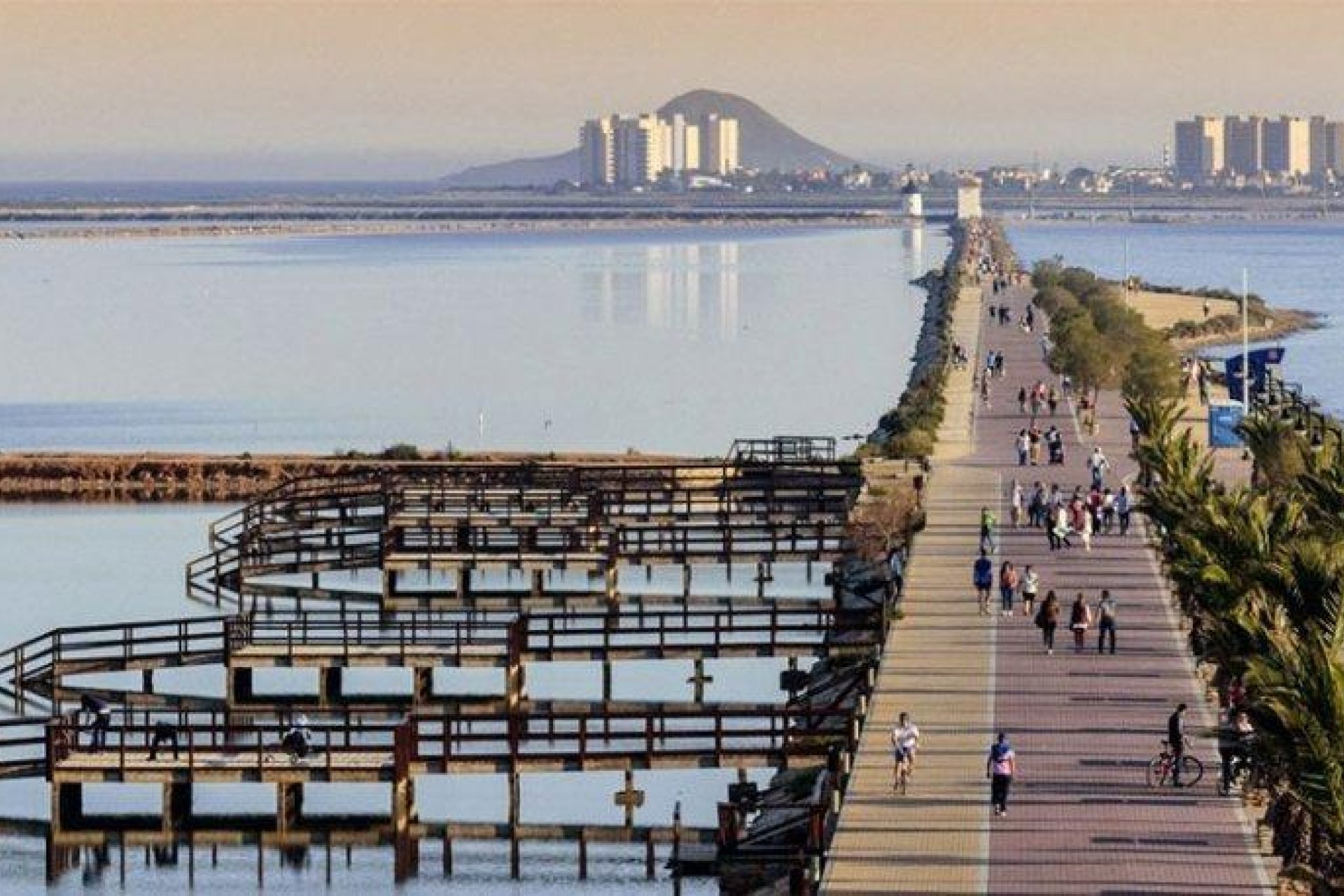 Rynek pierwotny - Bungalowy -
San Pedro del Pinatar - Las Esperanzas