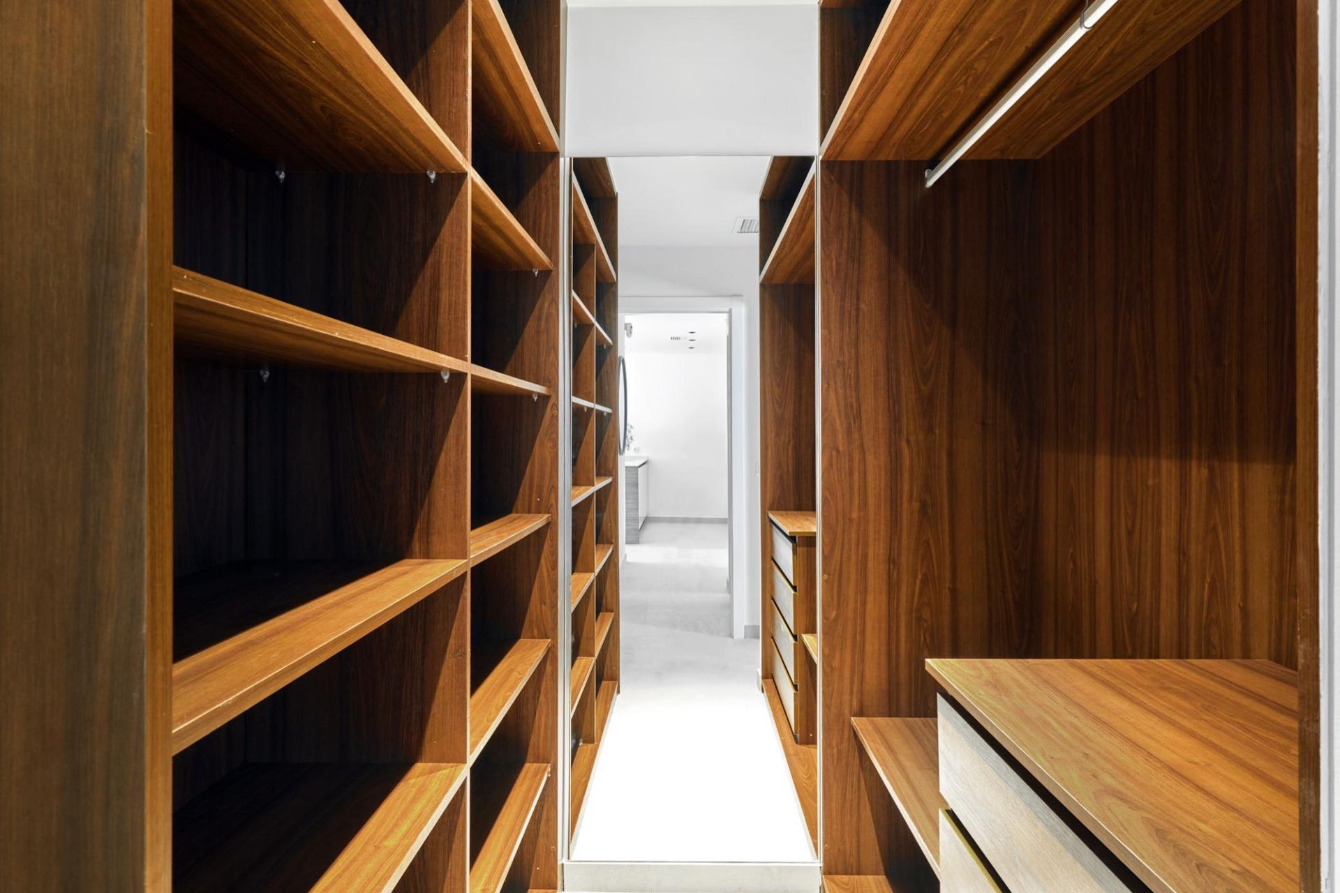 Rynek pierwotny - Bungalowy -
Torrevieja - La Veleta