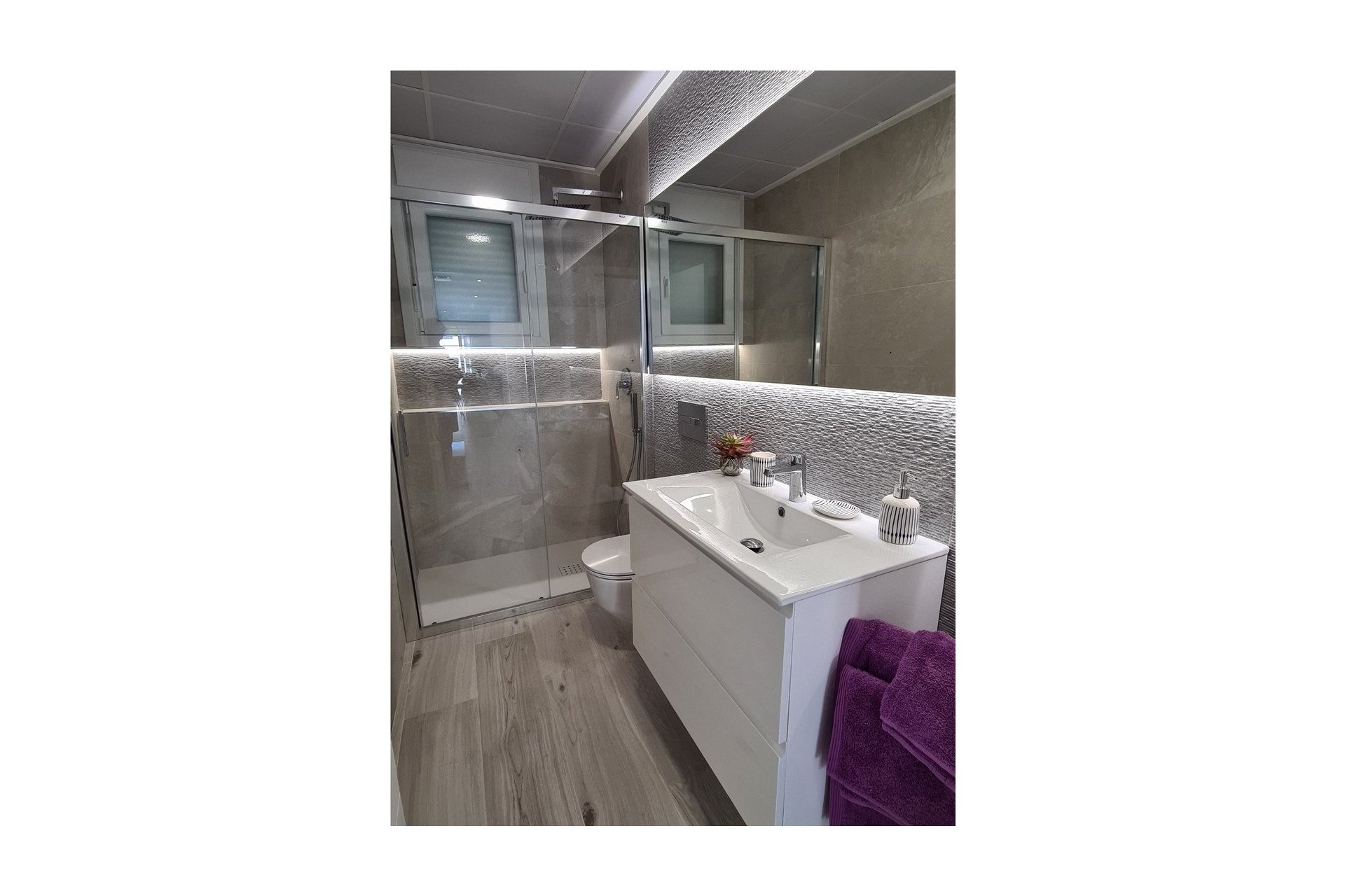 Rynek pierwotny - Dom Szeregowy -
Avileses