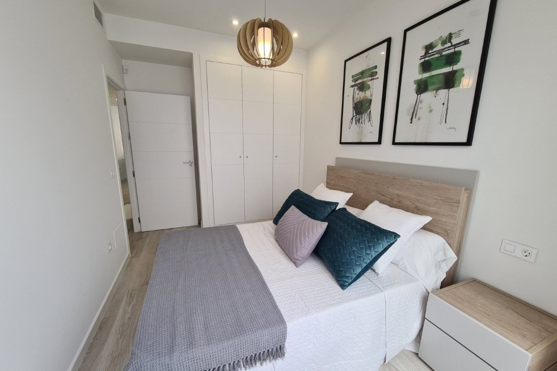 Rynek pierwotny - Dom Szeregowy -
Avileses