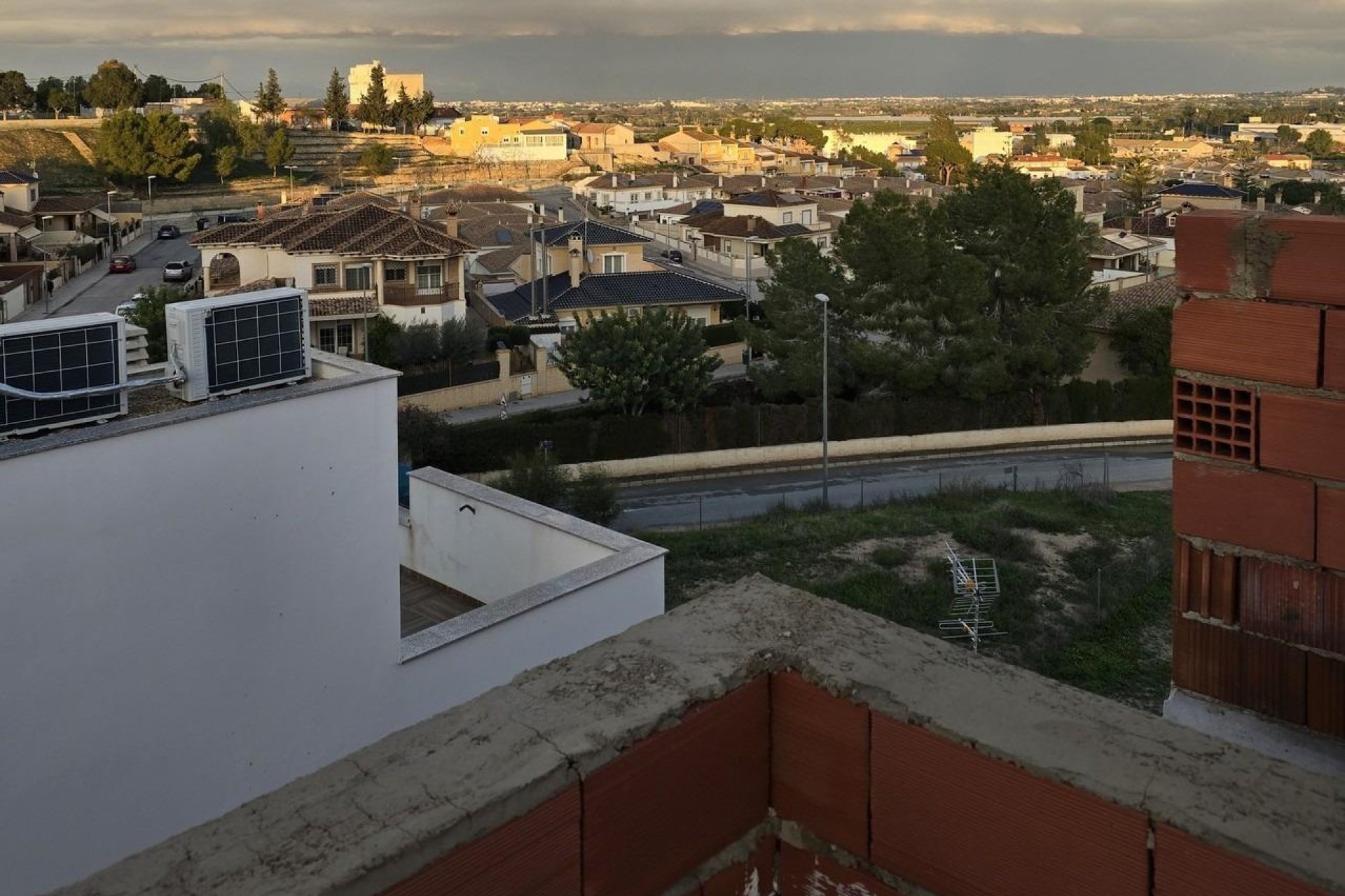 Rynek pierwotny - Dom Szeregowy -
Bigastro - pueblo