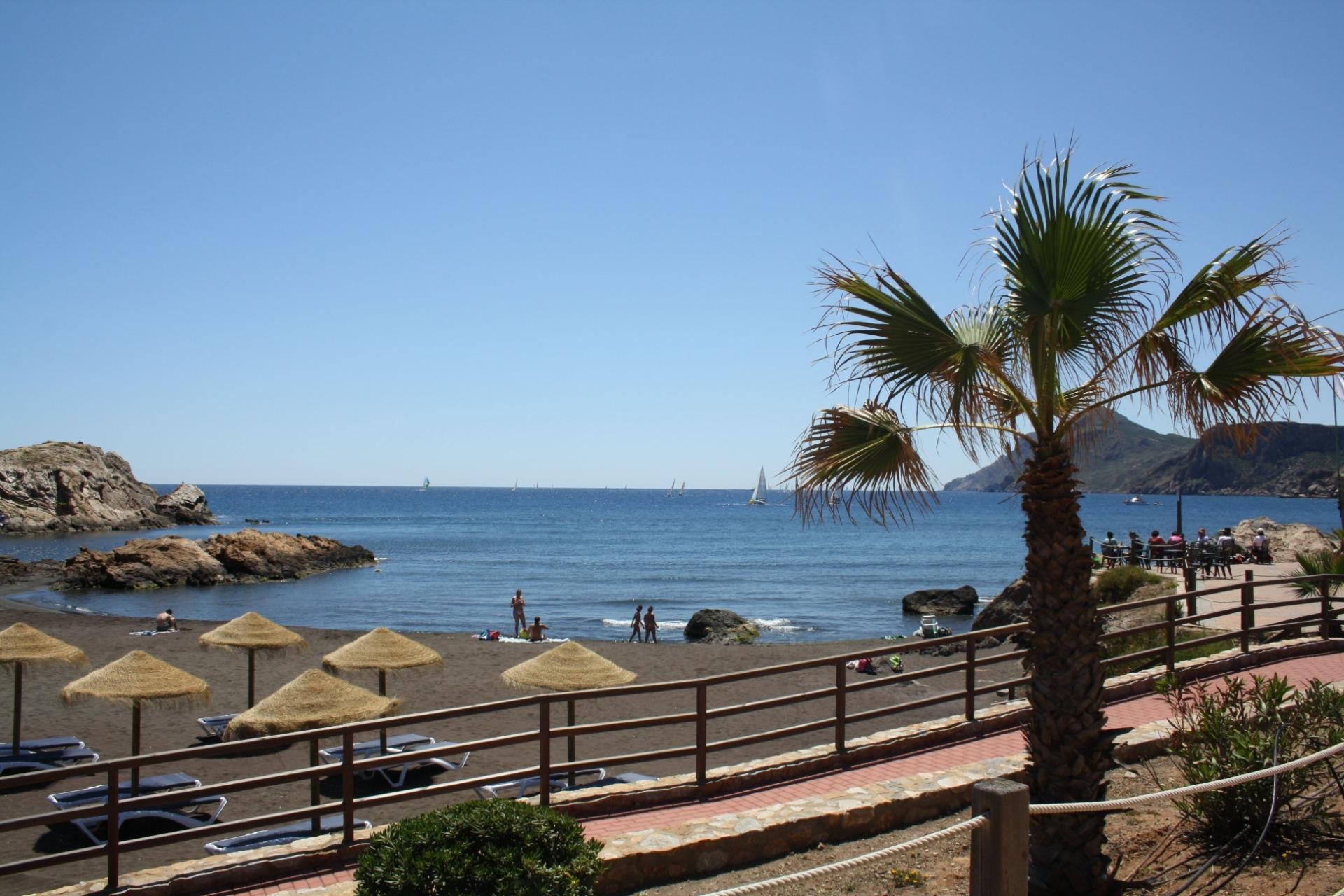 Rynek pierwotny - Dom Szeregowy -
La Union - centro