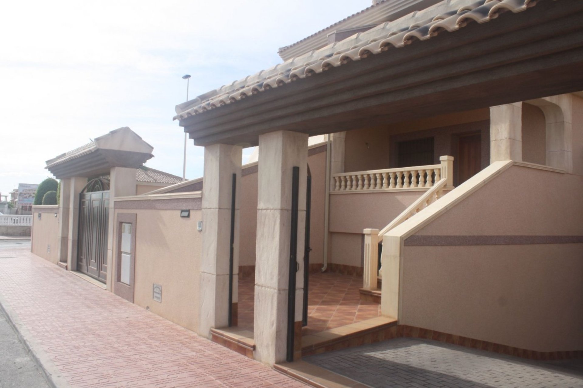 Rynek pierwotny - Dom Szeregowy -
Torrevieja - Los Balcones - Los Altos del Edén