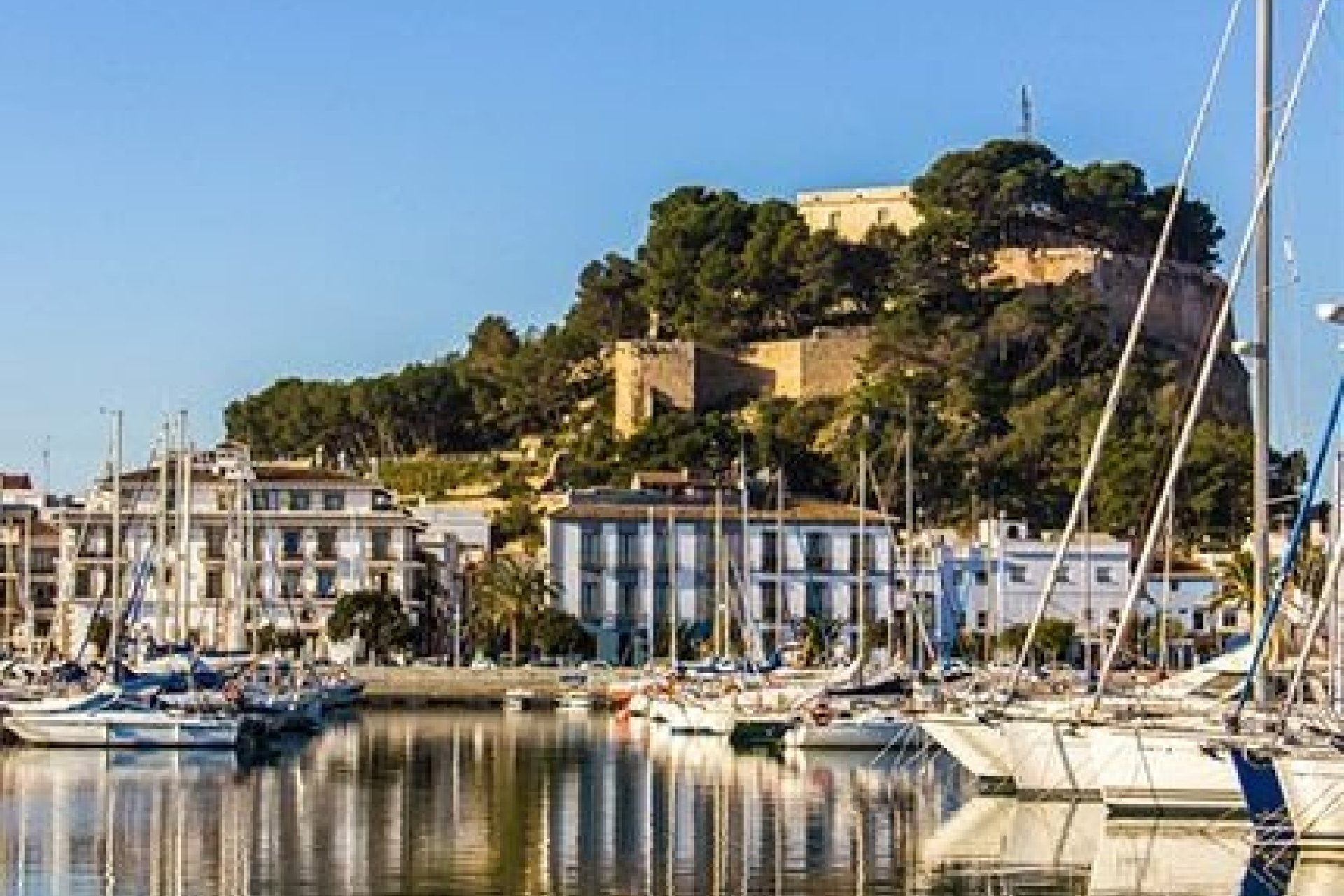 Rynek pierwotny - Mieszkanie w bloku -
Denia - Puerto Denia