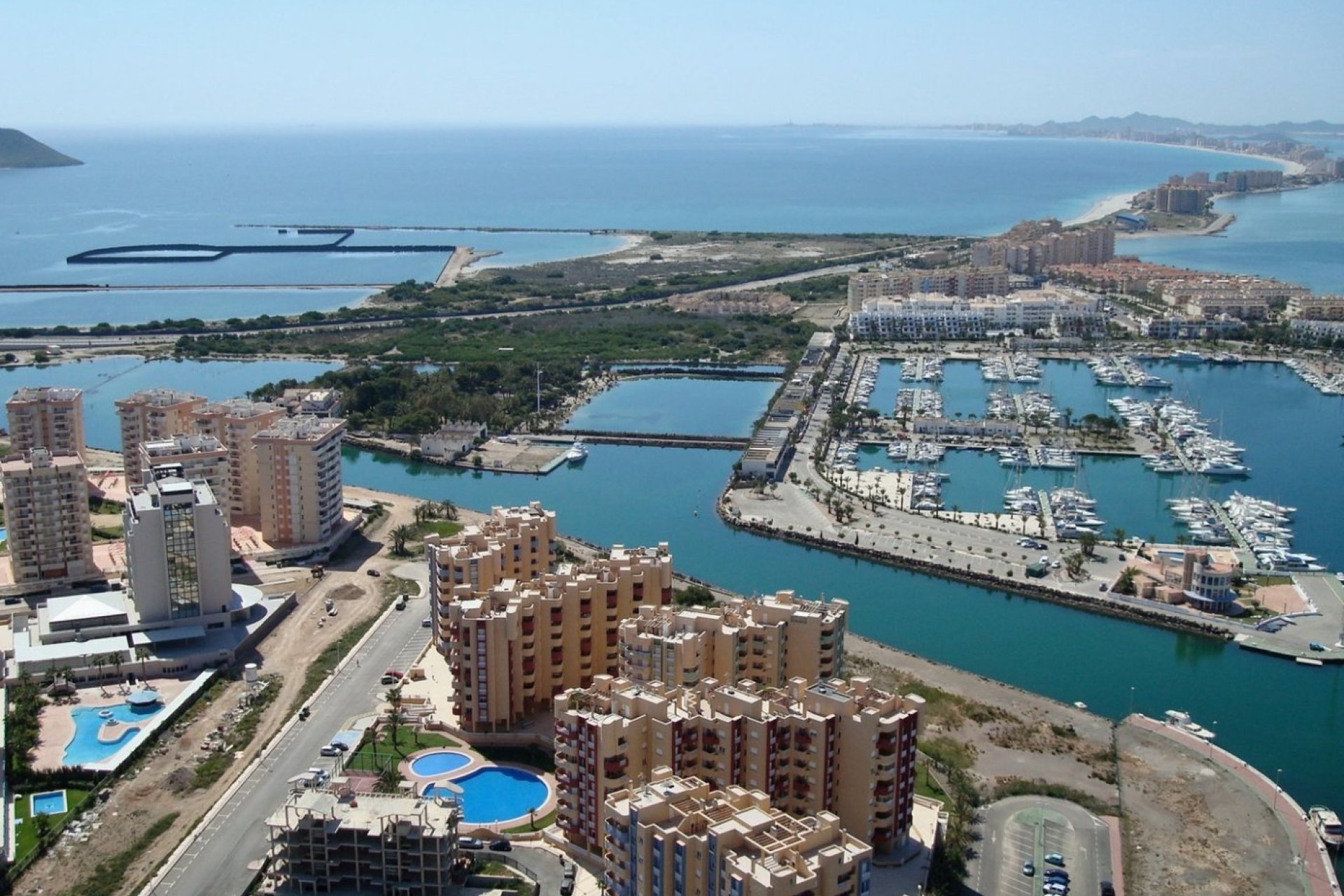 Rynek pierwotny - Mieszkanie w bloku -
La Manga del Mar Menor - La Manga