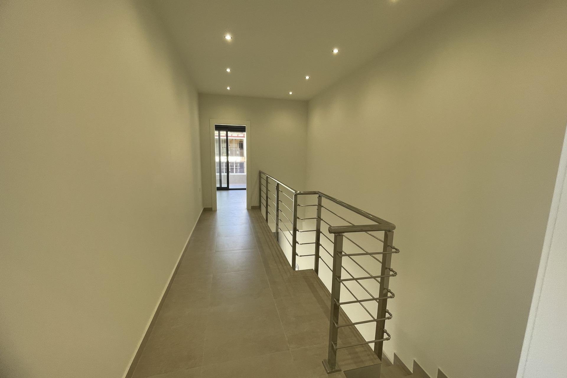 Rynek pierwotny - Willa -
Almoradí - Heredades