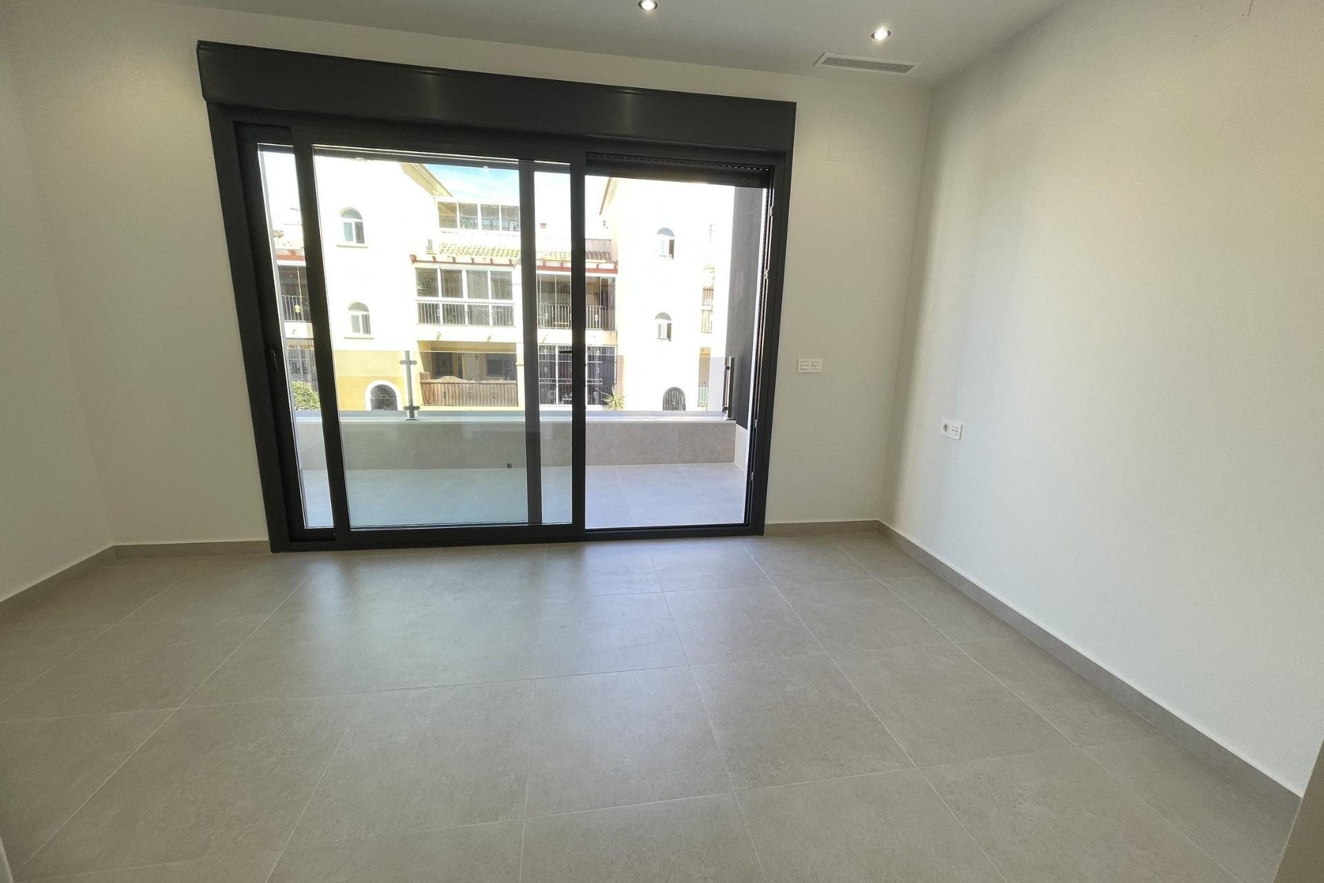 Rynek pierwotny - Willa -
Almoradí - Heredades