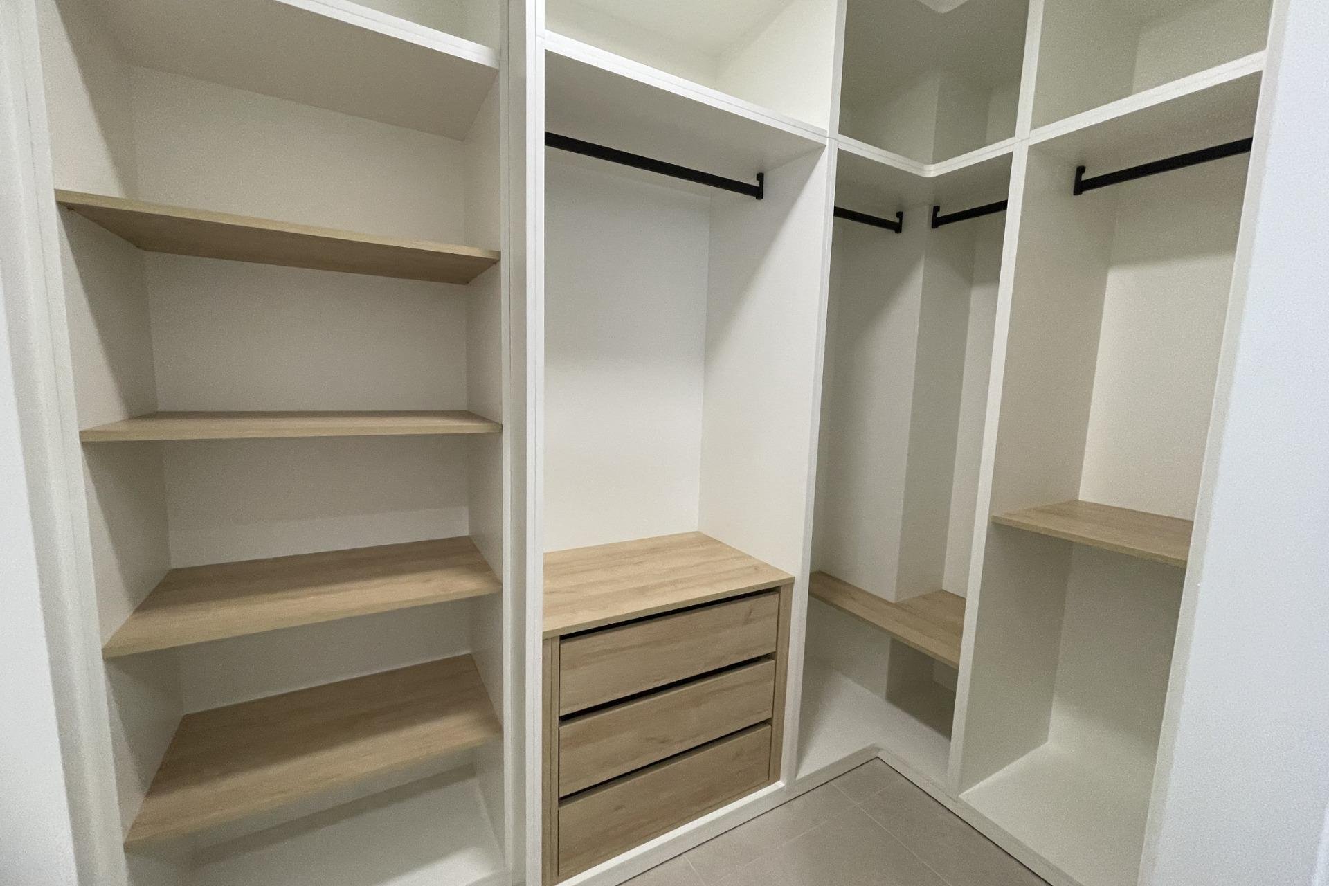 Rynek pierwotny - Willa -
Almoradí - Heredades