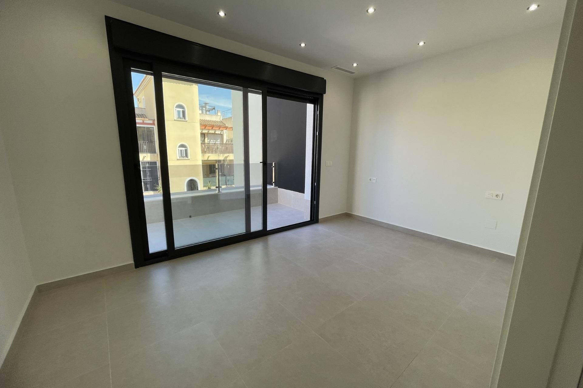 Rynek pierwotny - Willa -
Almoradí - Heredades