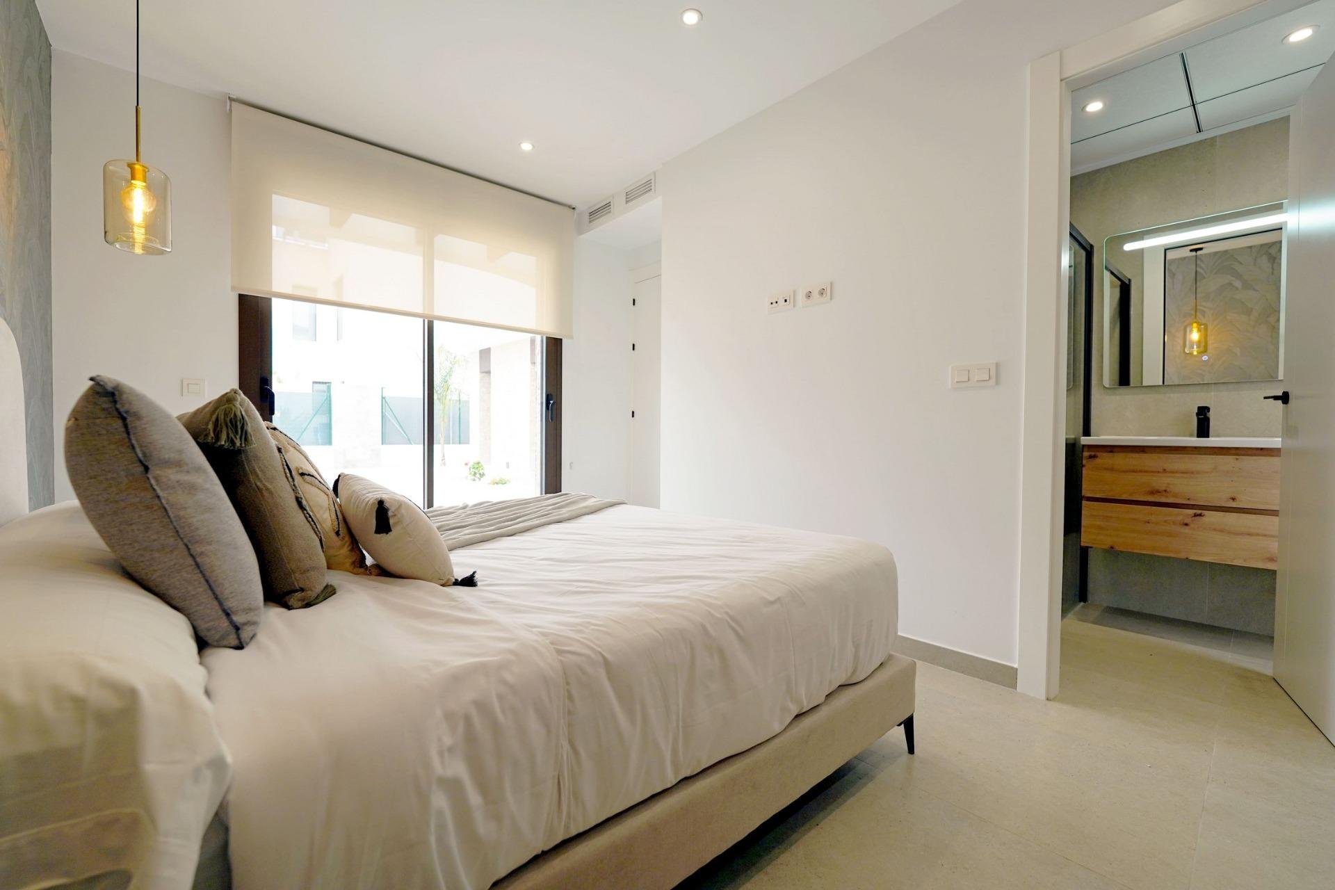 Rynek pierwotny - Willa -
Almoradí - Las Heredades