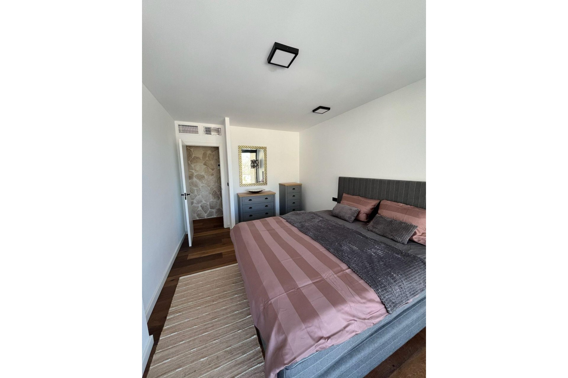 Rynek pierwotny - Willa -
Altea - Sierra de Altea