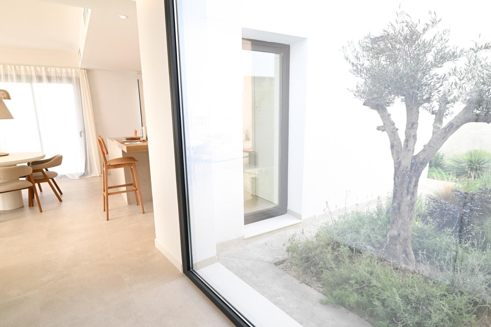 Rynek pierwotny - Willa -
Baños y Mendigo - Altaona Golf