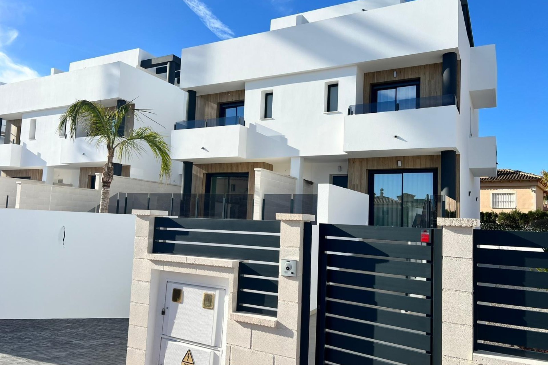 Rynek pierwotny - Willa -
Benferri - Benfis Park