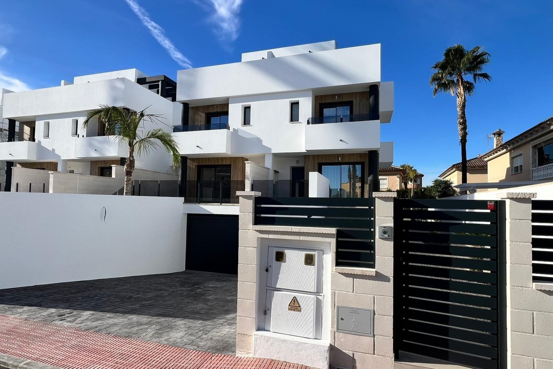 Rynek pierwotny - Willa -
Benferri - Benfis Park