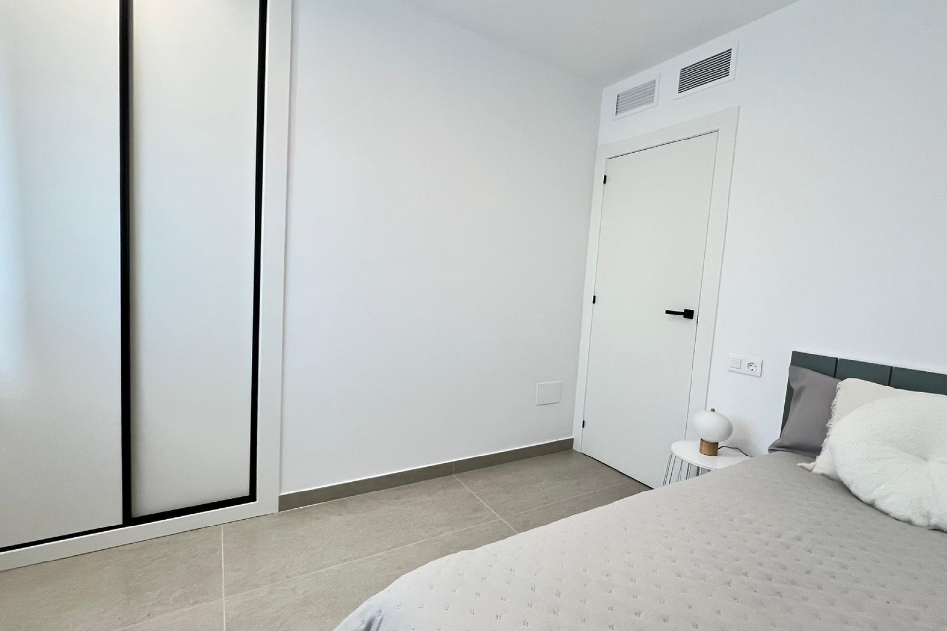 Rynek pierwotny - Willa -
Benferri - Benfis Park