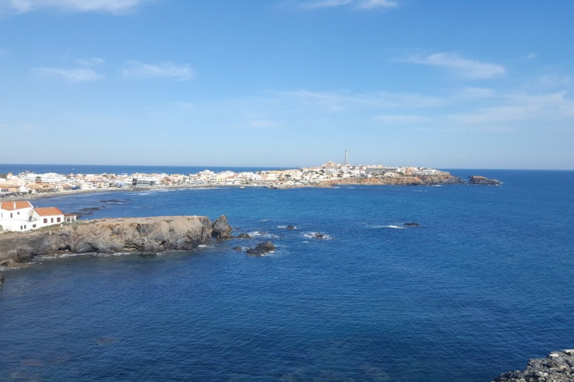 Rynek pierwotny - Willa -
Cabo de Palos - Cala Medina