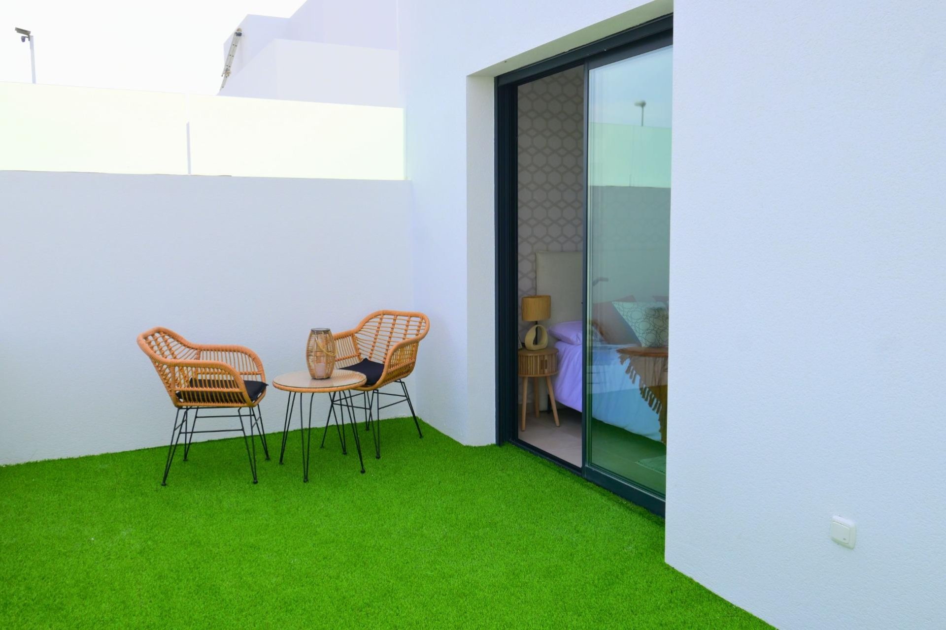 Rynek pierwotny - Willa -
Dolores - polideportivo