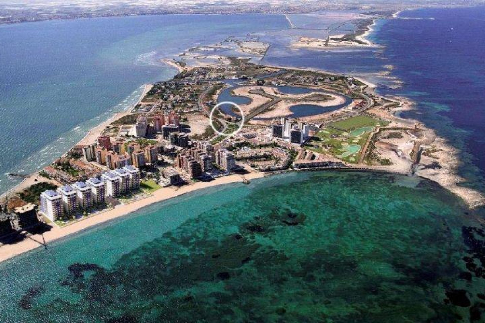 Rynek pierwotny - Willa -
La Manga del Mar Menor - La Manga Del Mar Menor