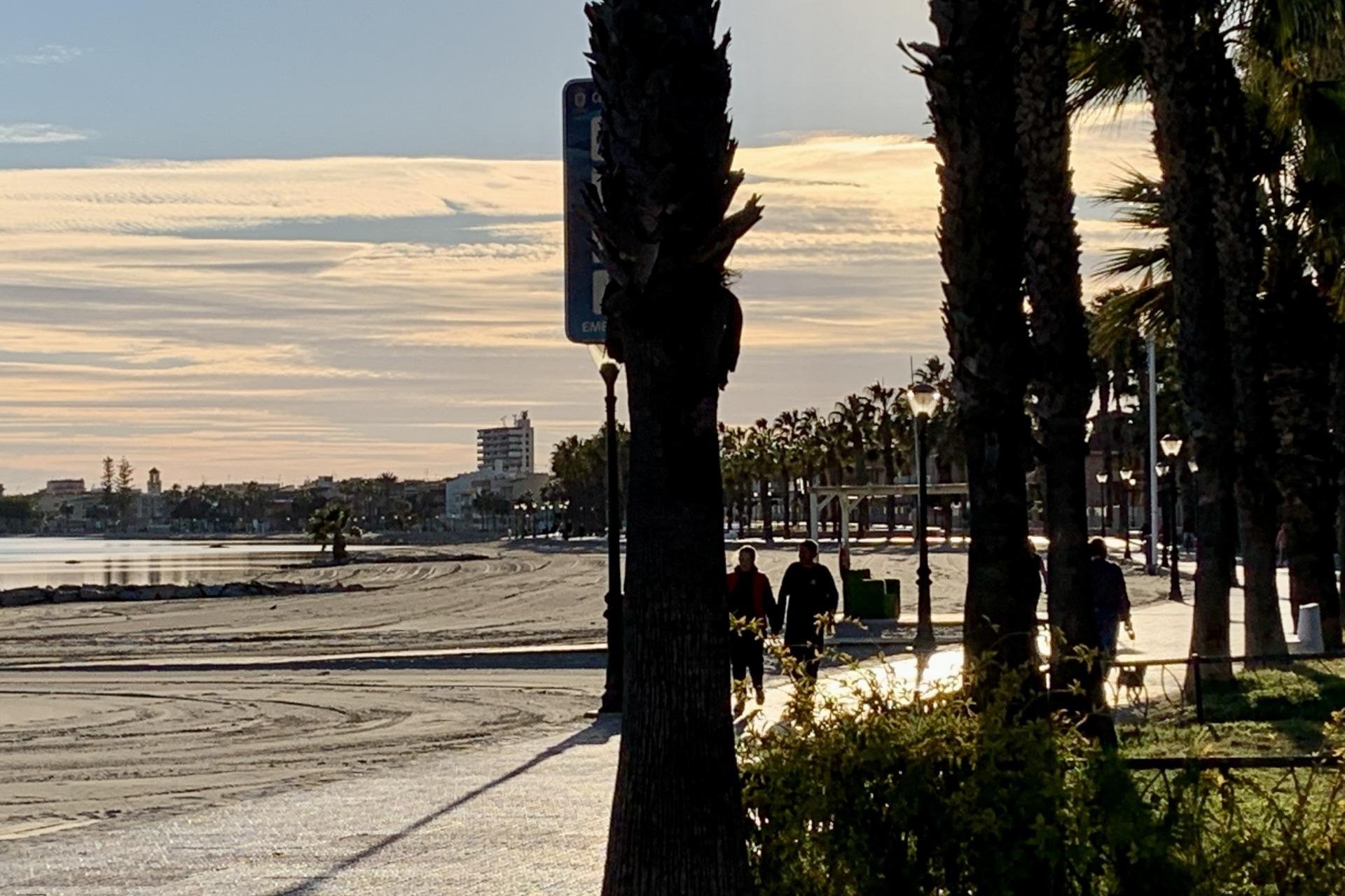 Rynek pierwotny - Willa -
Los Alcázares - Playa la Atascadera